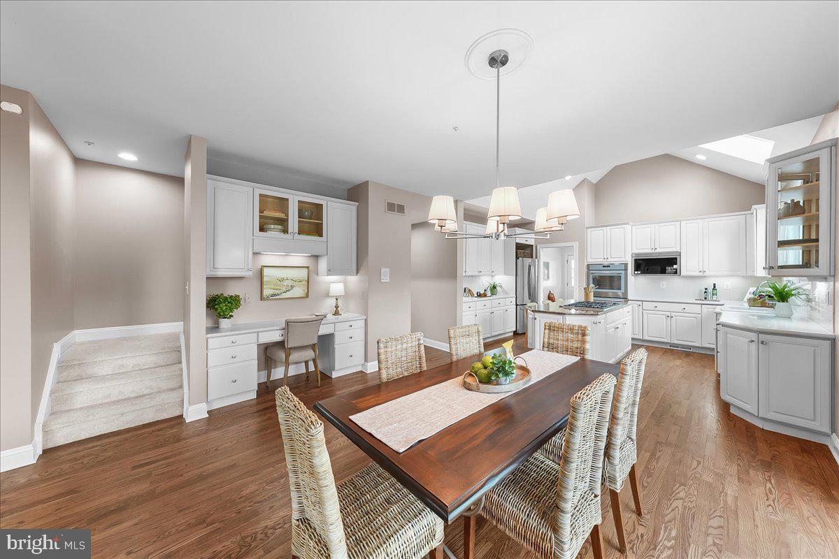 RUNNYMEADE FARMS - Residential