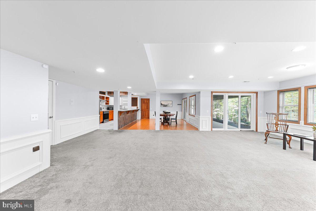 RUNNYMEADE FARMS - Residential
