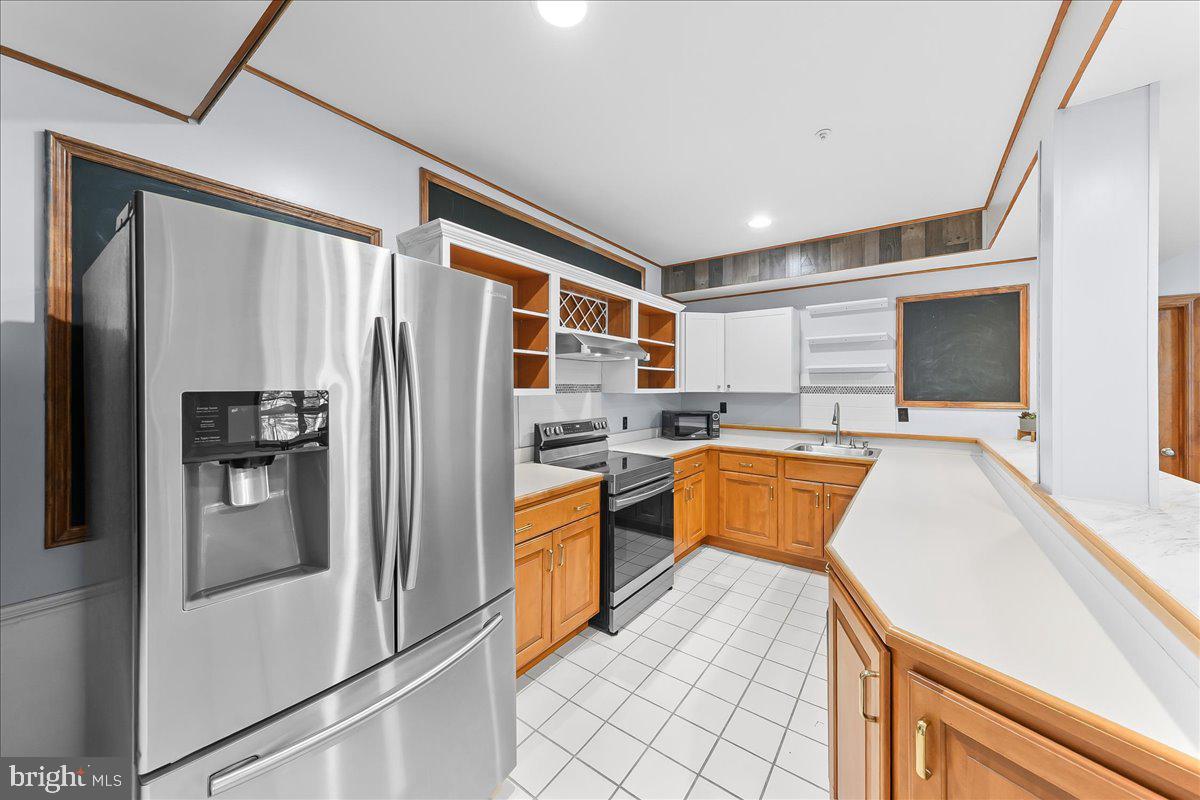 RUNNYMEADE FARMS - Residential