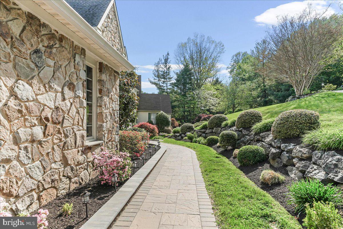 RUNNYMEADE FARMS - Residential