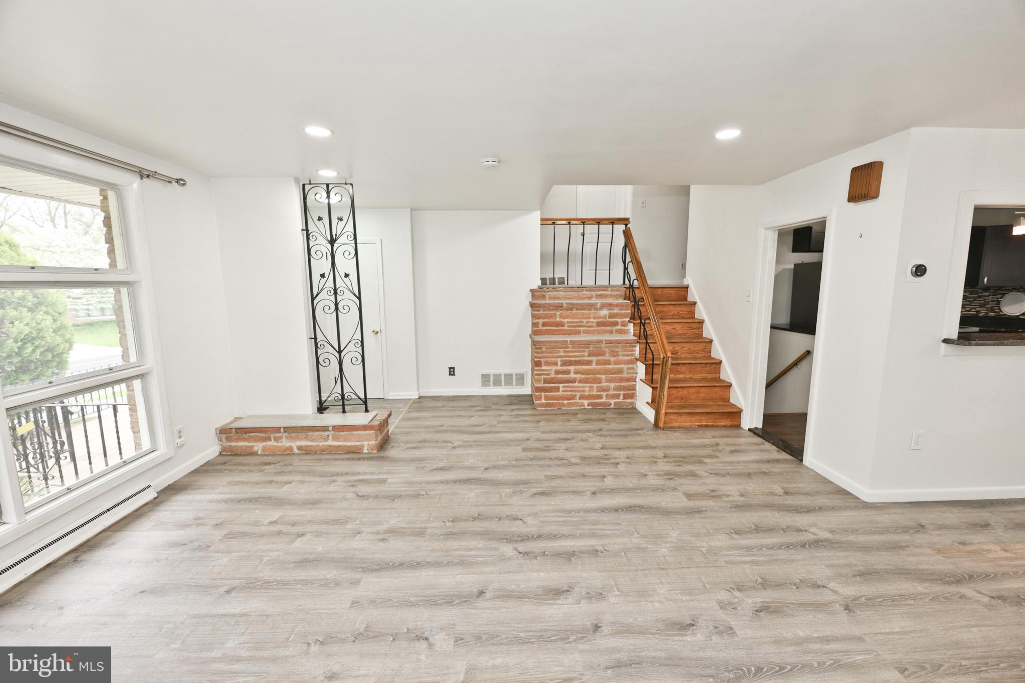 LANSDOWNE - Residential