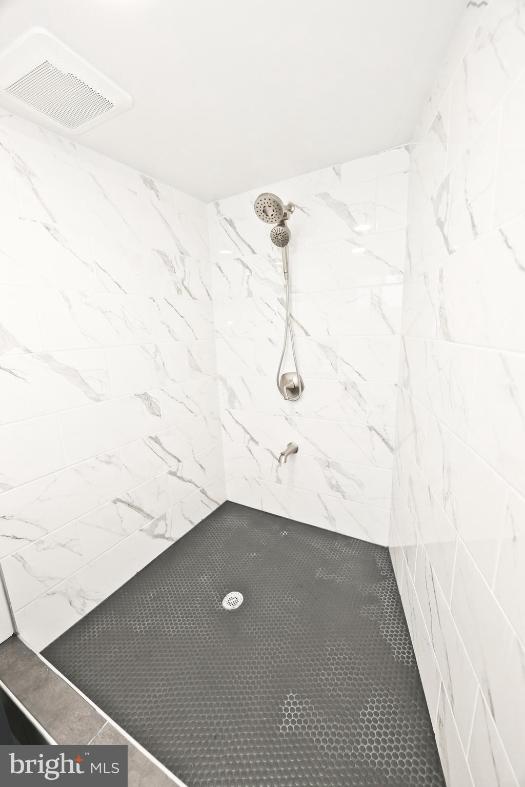 LANSDOWNE - Residential