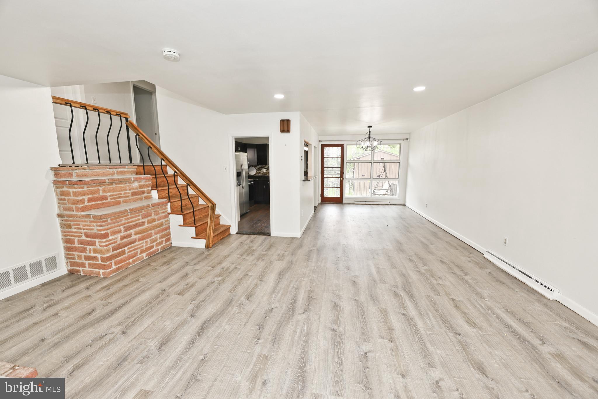 LANSDOWNE - Residential