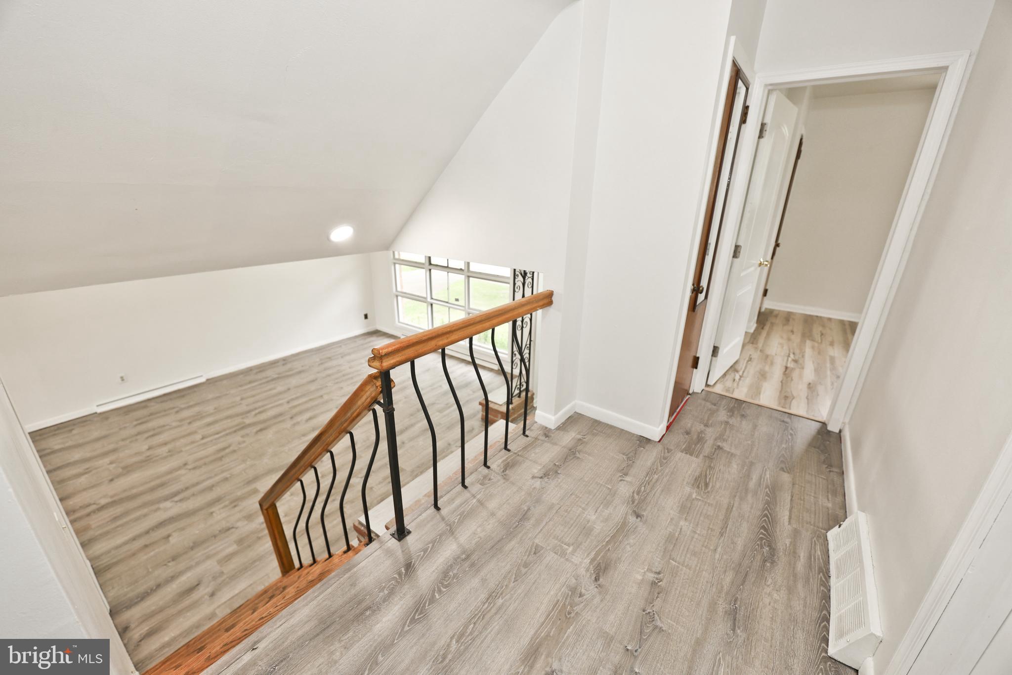LANSDOWNE - Residential