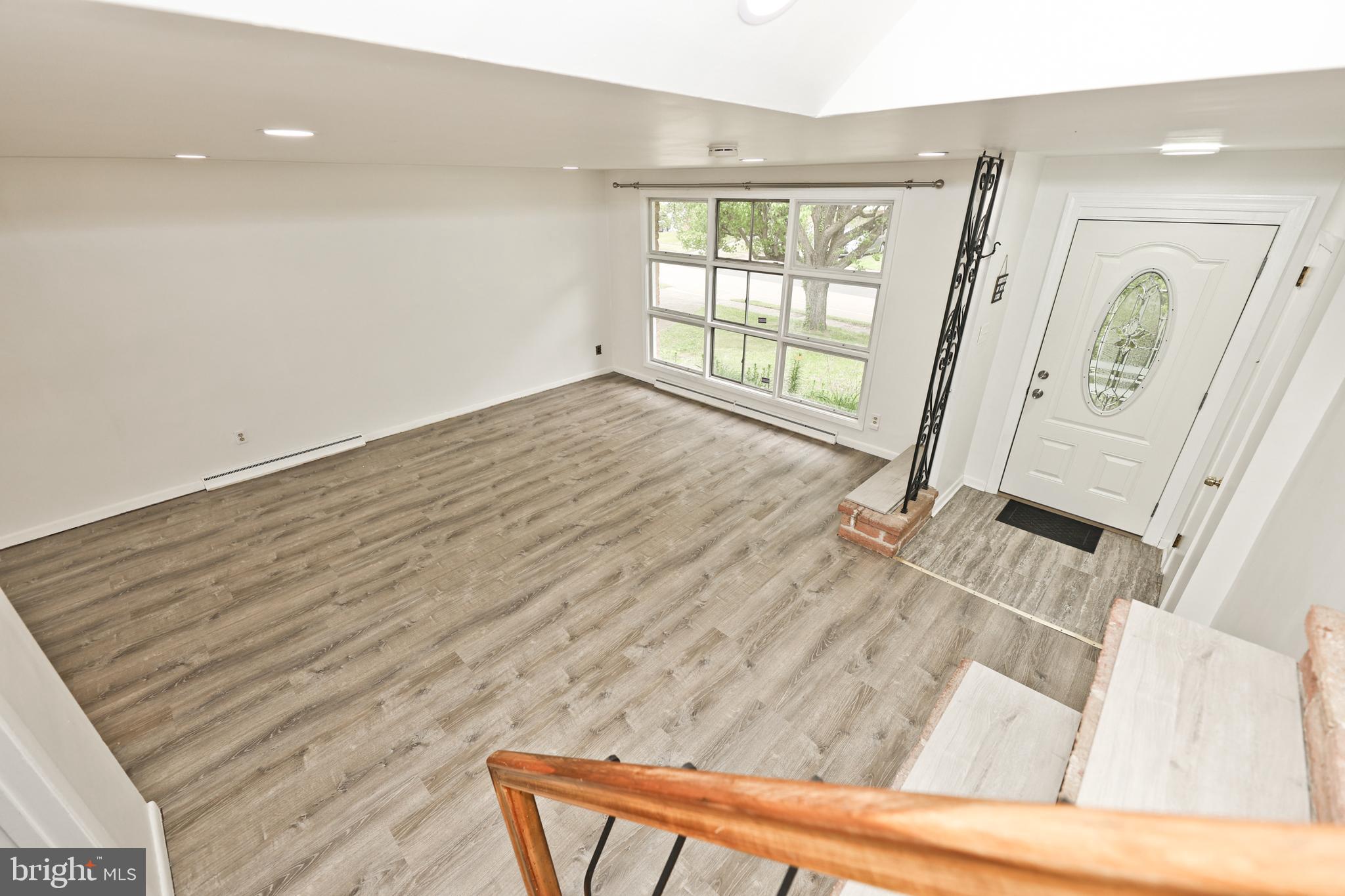 LANSDOWNE - Residential