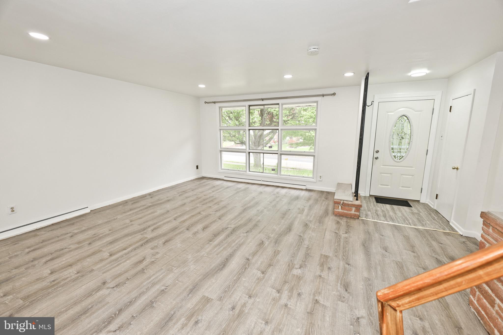LANSDOWNE - Residential