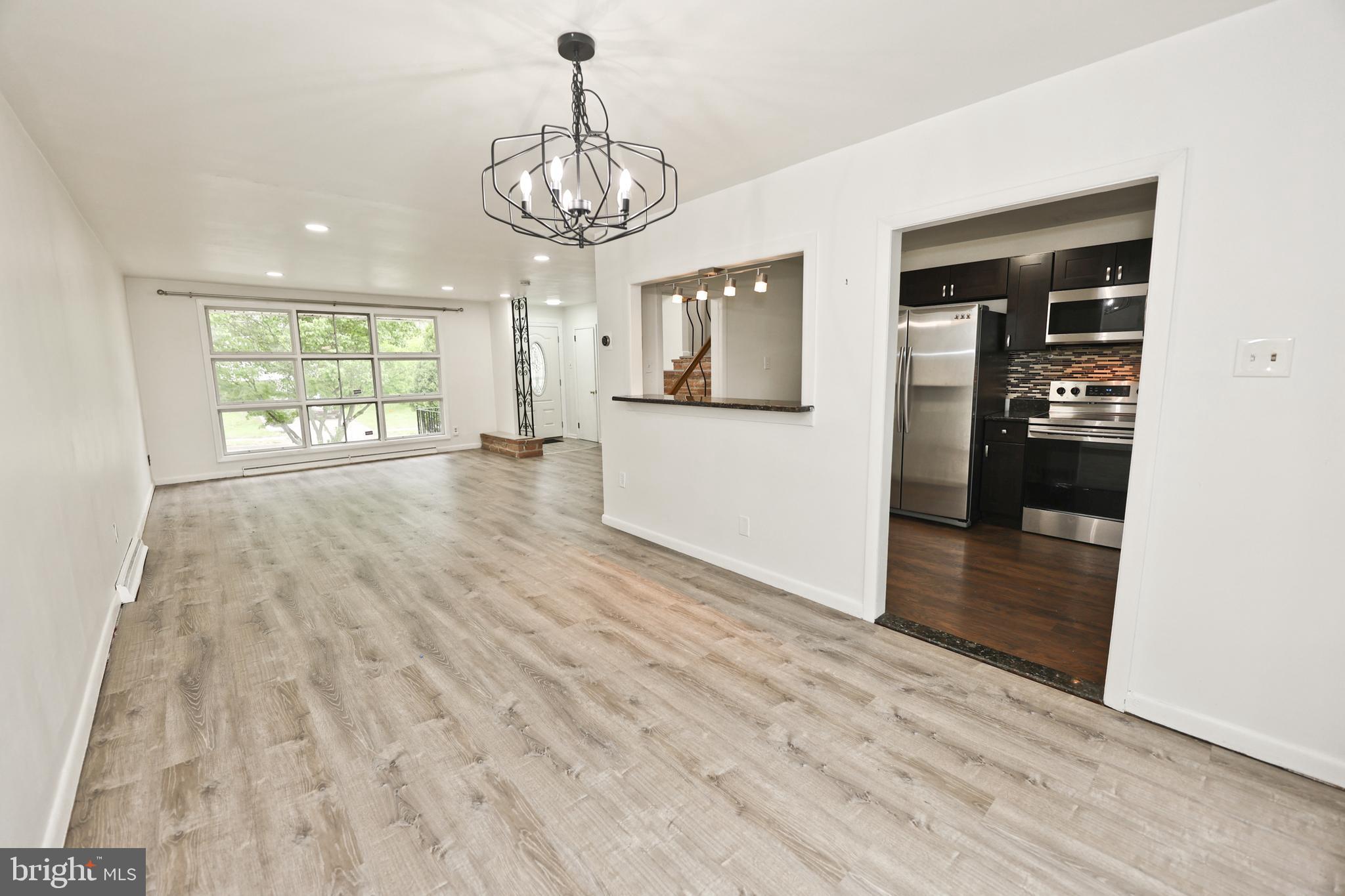 LANSDOWNE - Residential