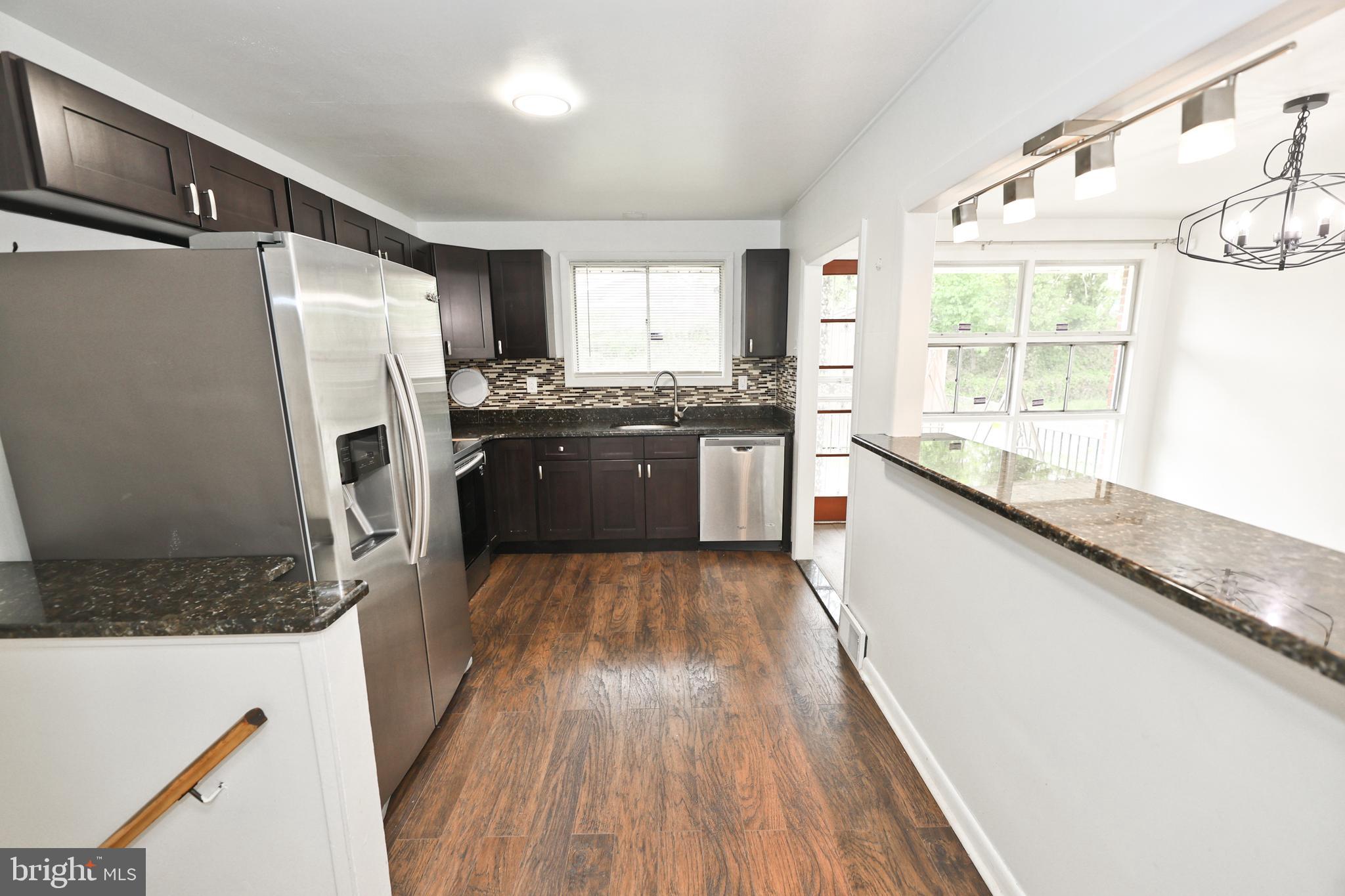 LANSDOWNE - Residential