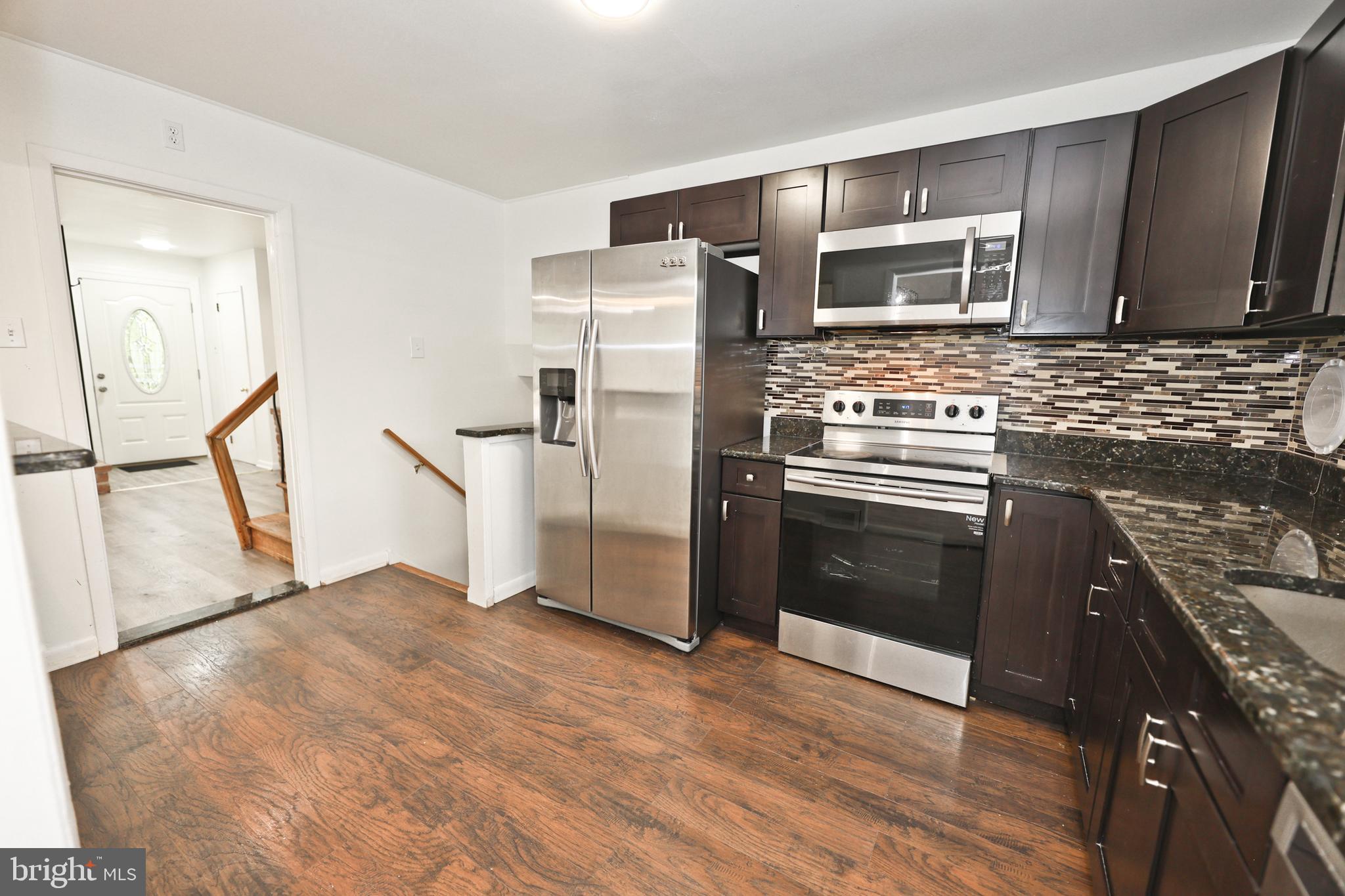LANSDOWNE - Residential