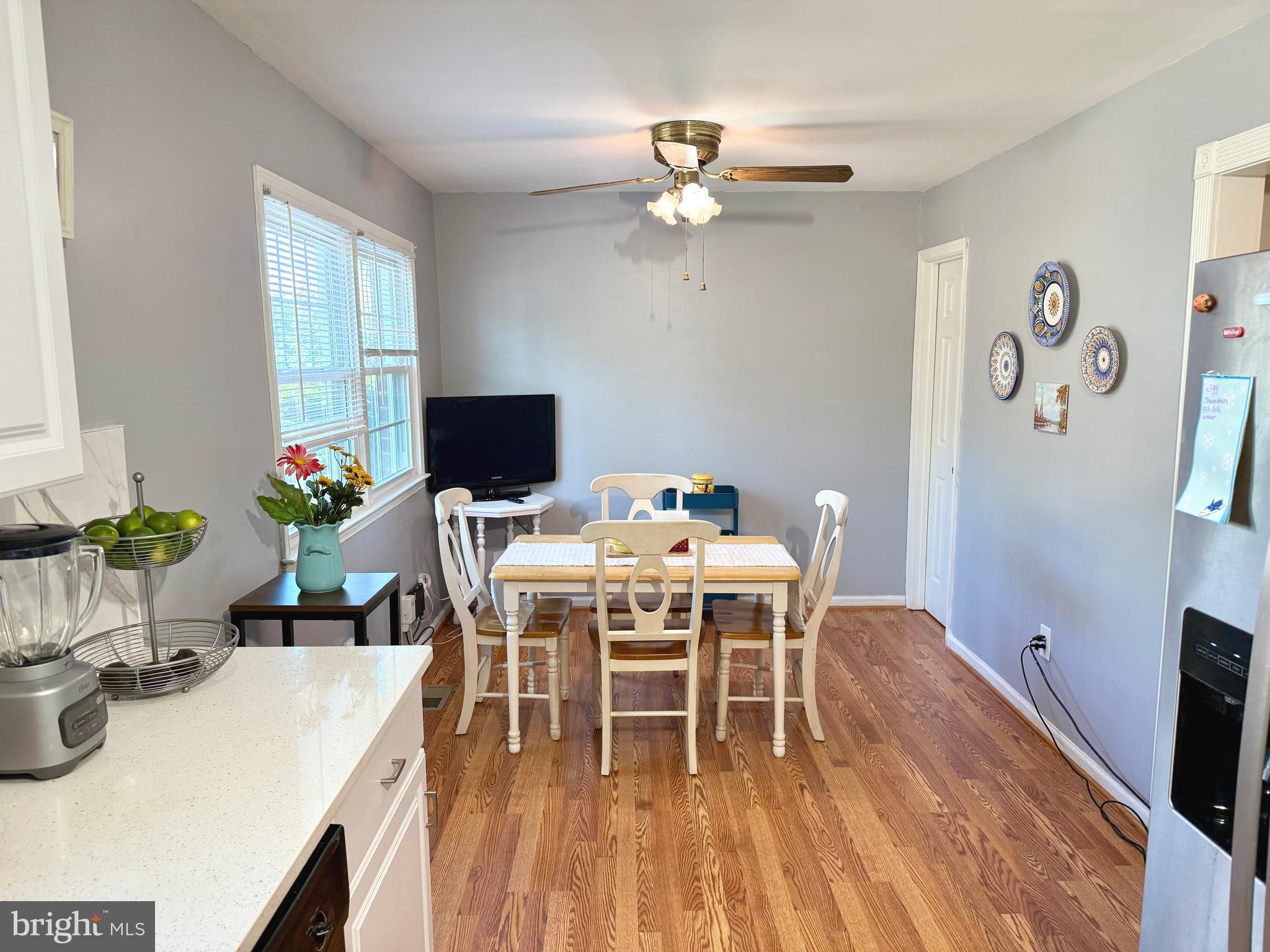 ROYAL COURT - Residential