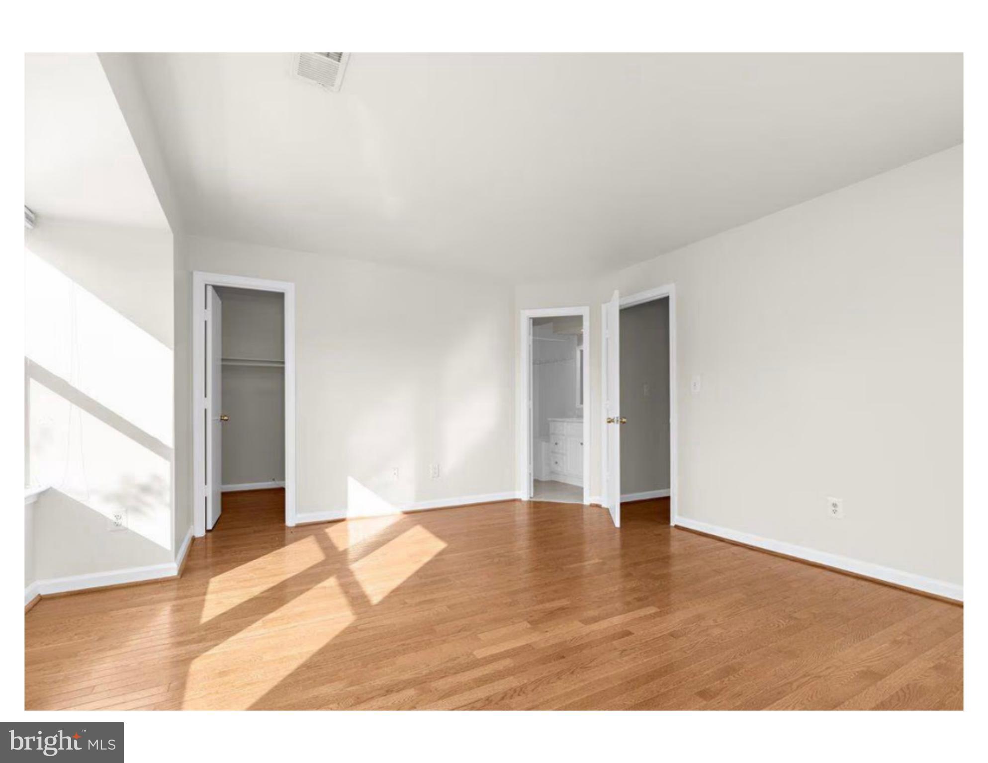 3323 SIR THOMAS DRIVE 3-A-32