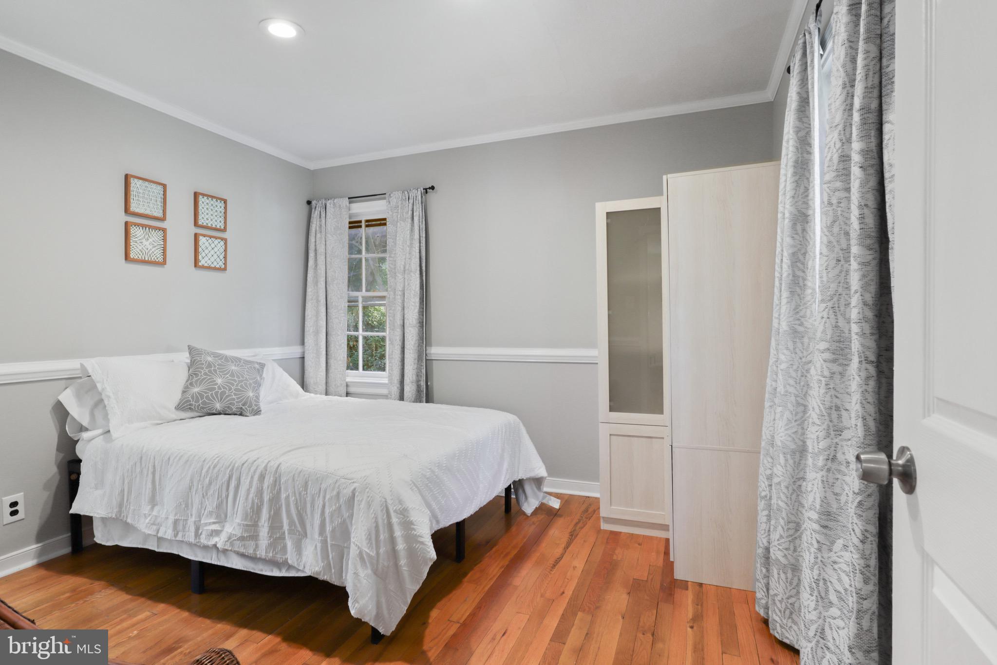 WESTVIEW MANOR - Residential