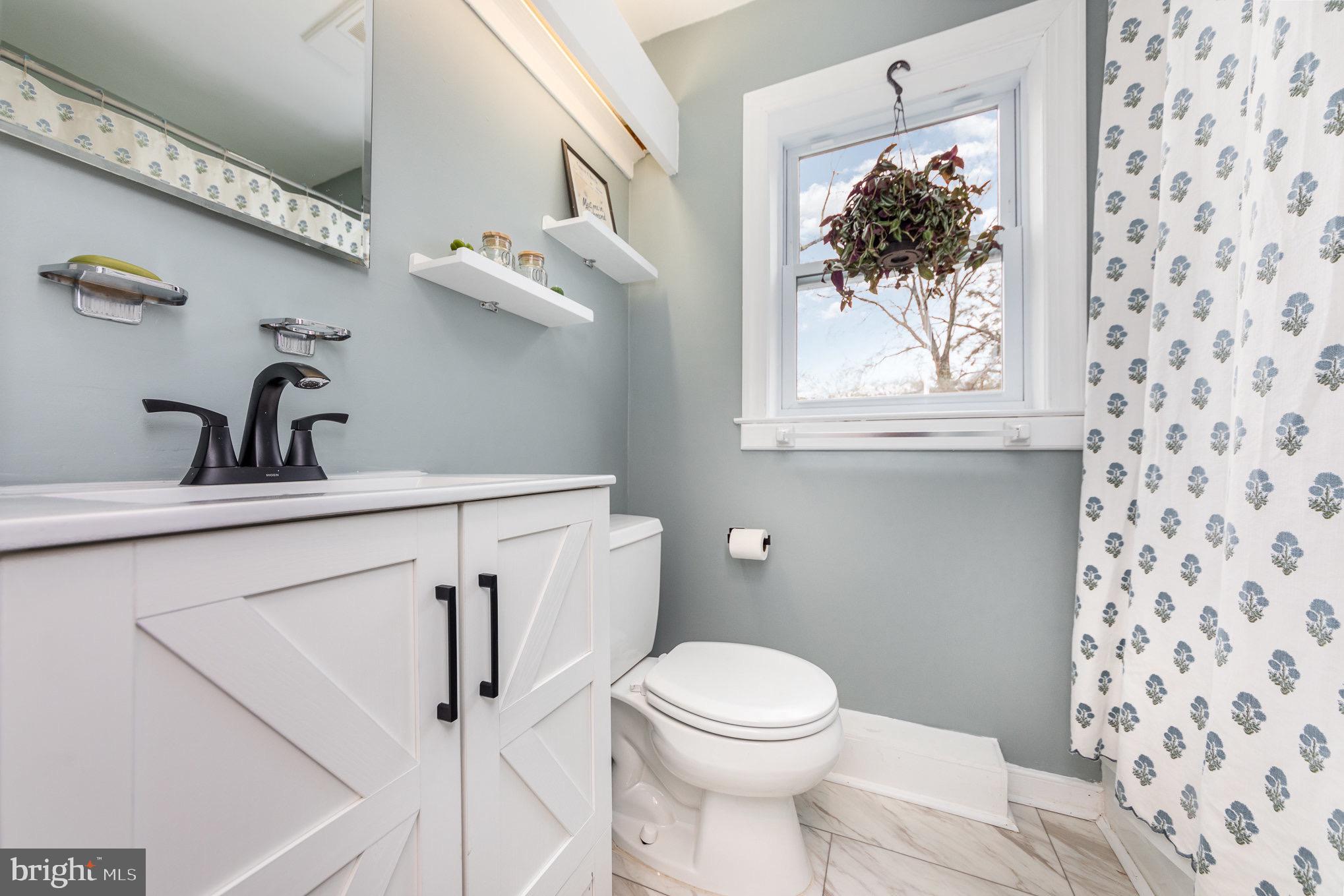 WESTVIEW MANOR - Residential