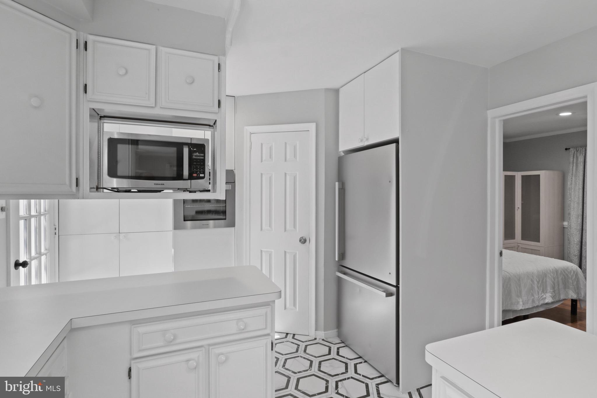 WESTVIEW MANOR - Residential