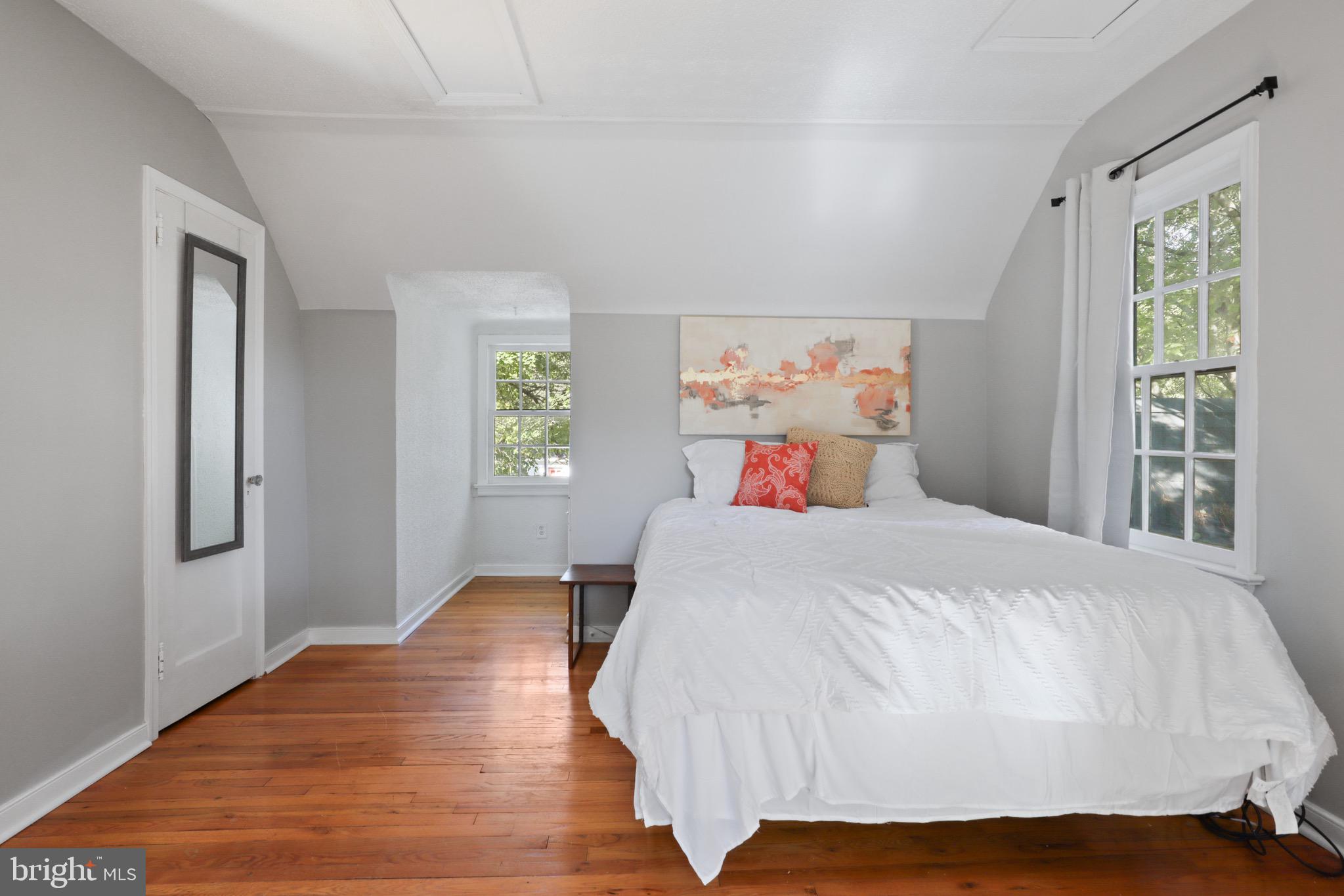 WESTVIEW MANOR - Residential