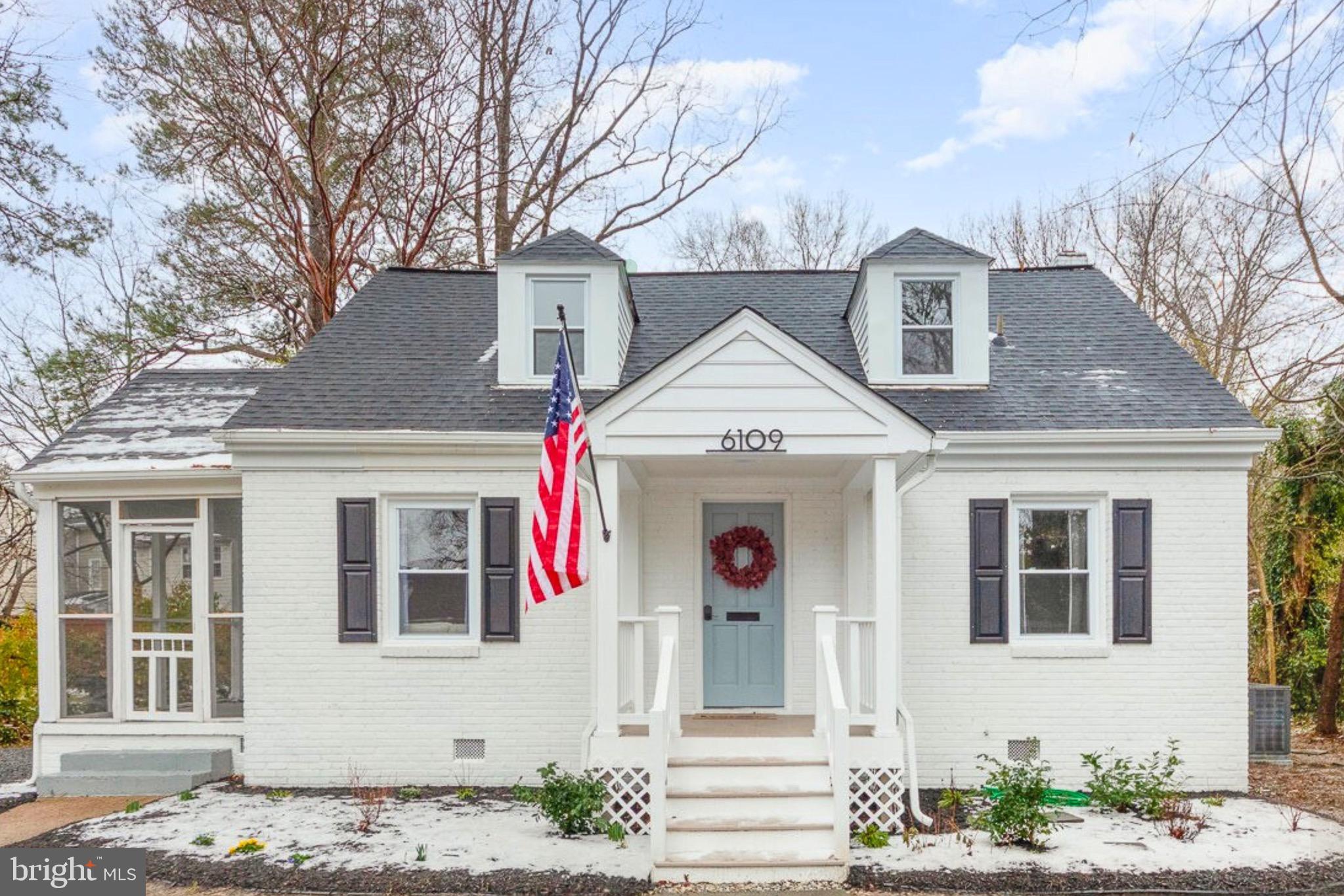 WESTVIEW MANOR - Residential