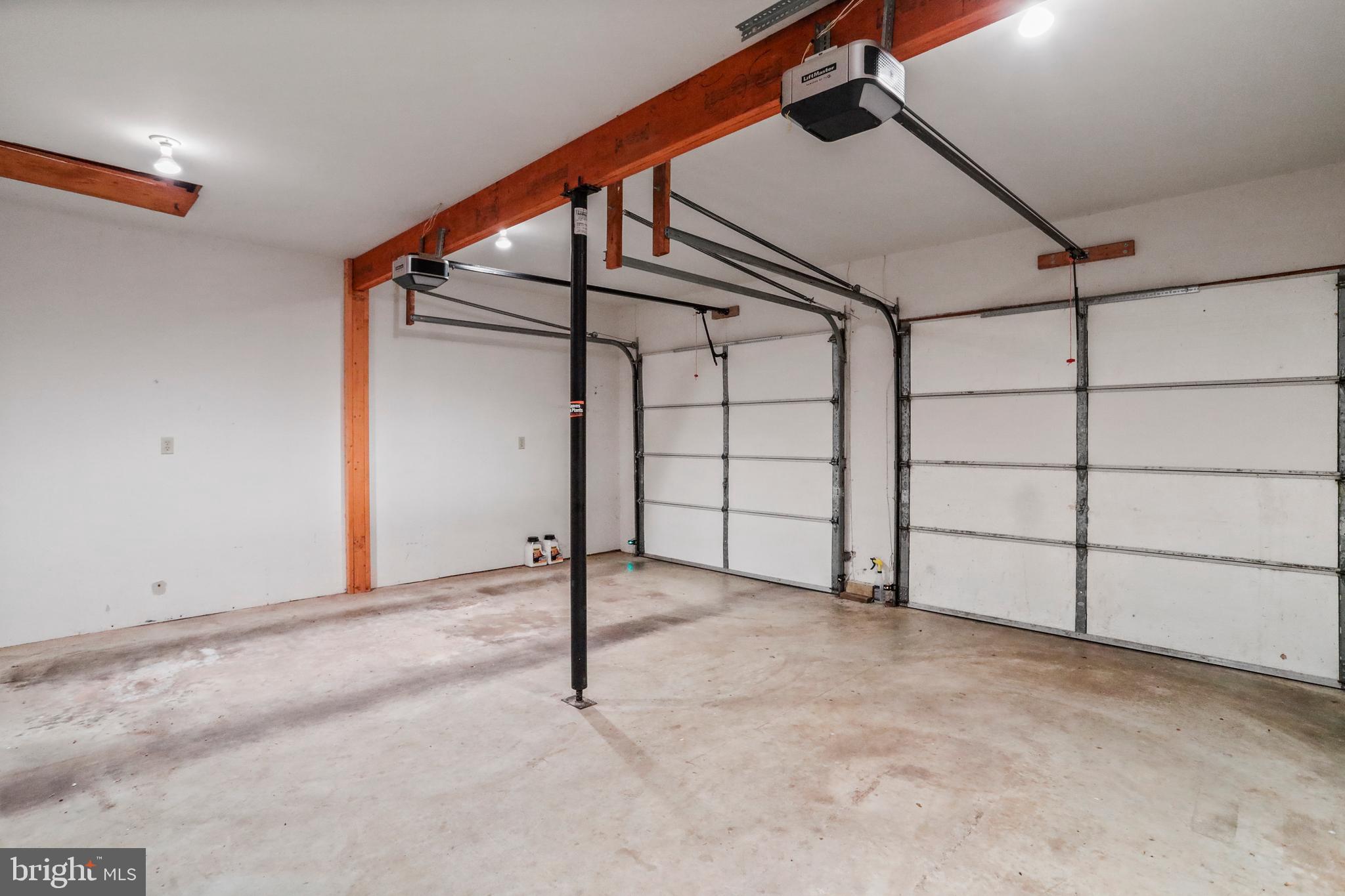 RIDGE VALLEY - Residential