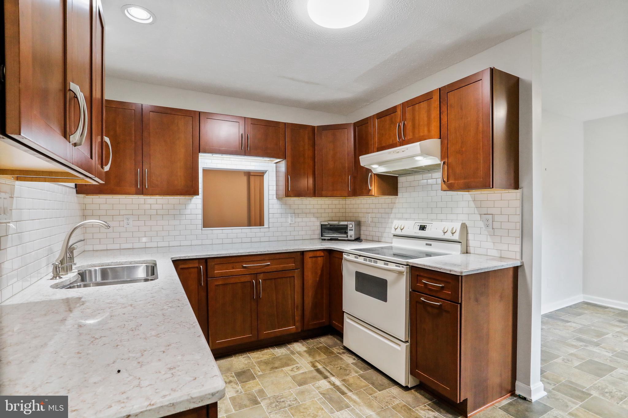 RIDGE VALLEY - Residential