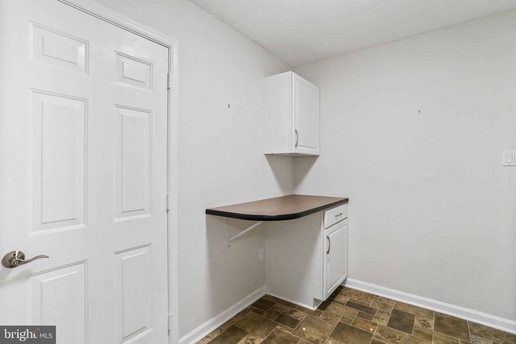 RIDGE VALLEY - Residential