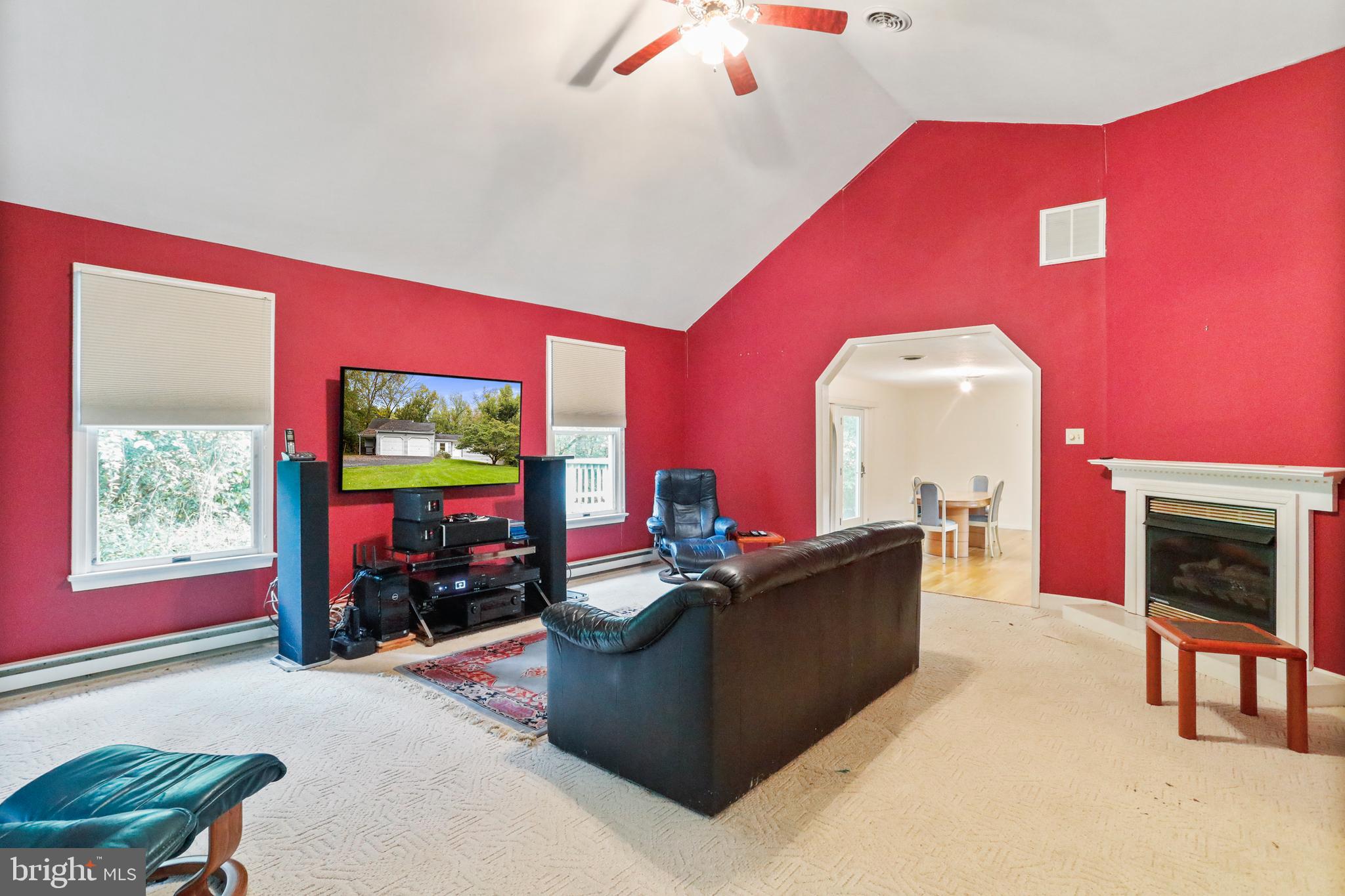 RIDGE VALLEY - Residential