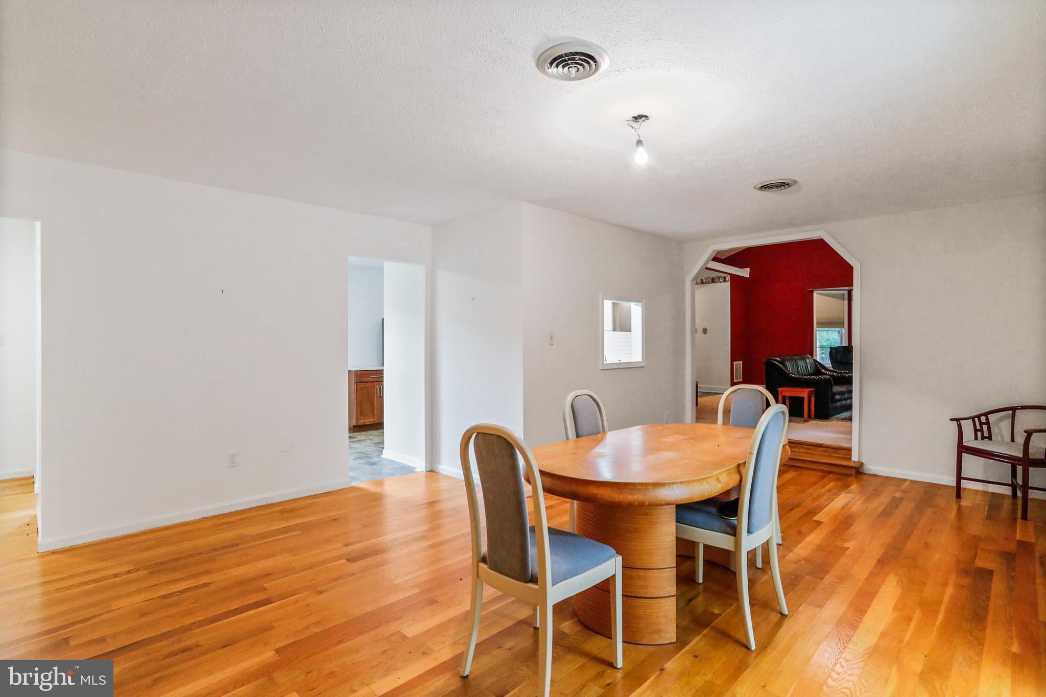 RIDGE VALLEY - Residential