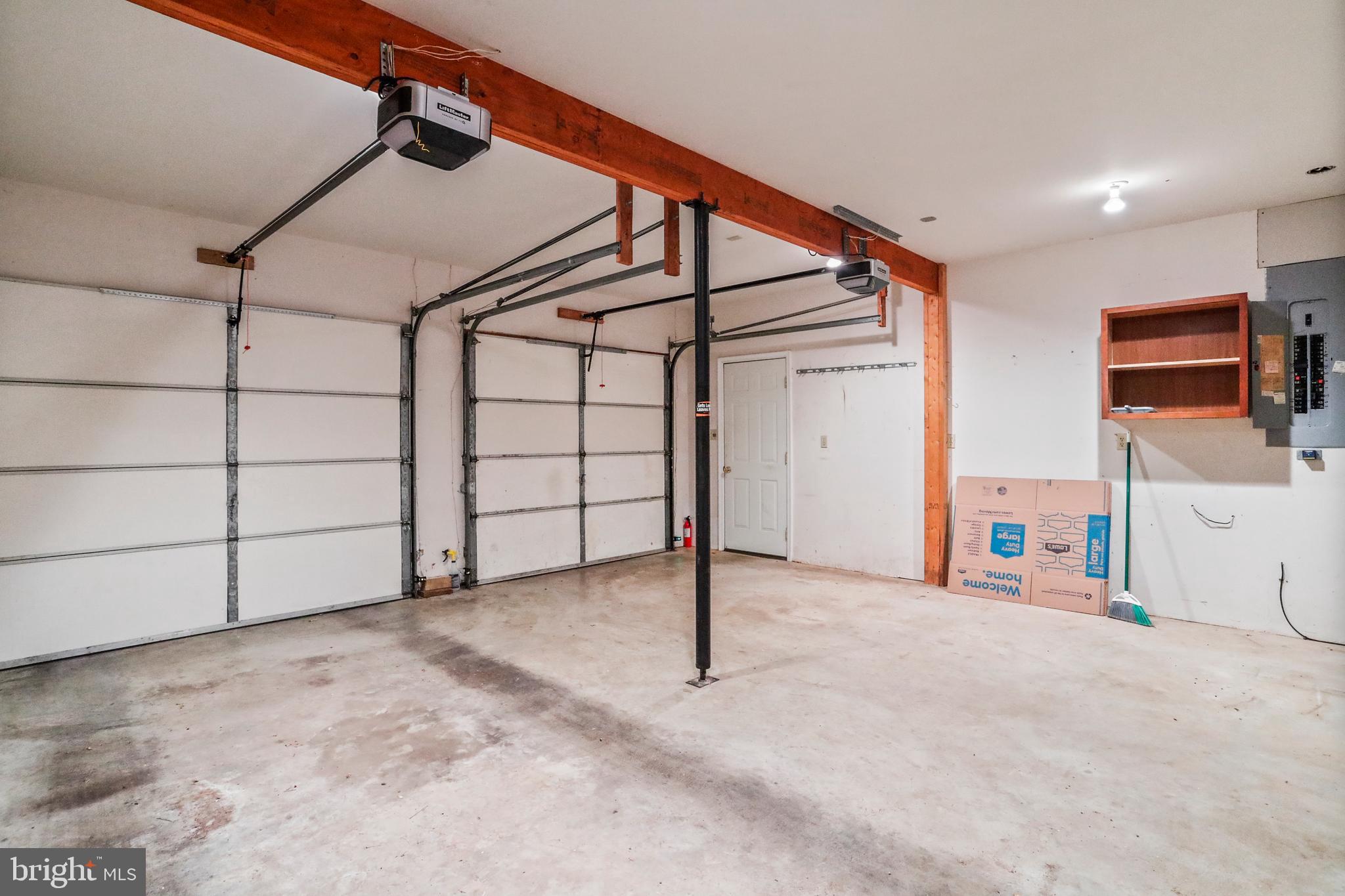 RIDGE VALLEY - Residential