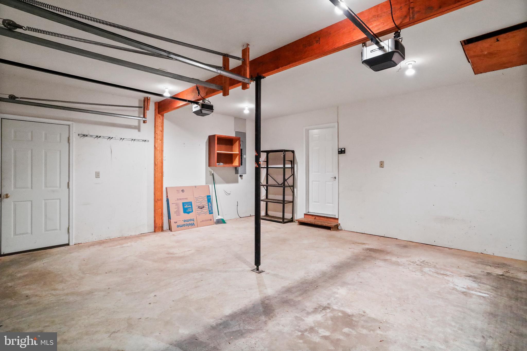 RIDGE VALLEY - Residential