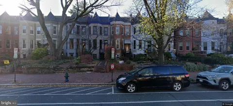 MLS: DCDC2194476
