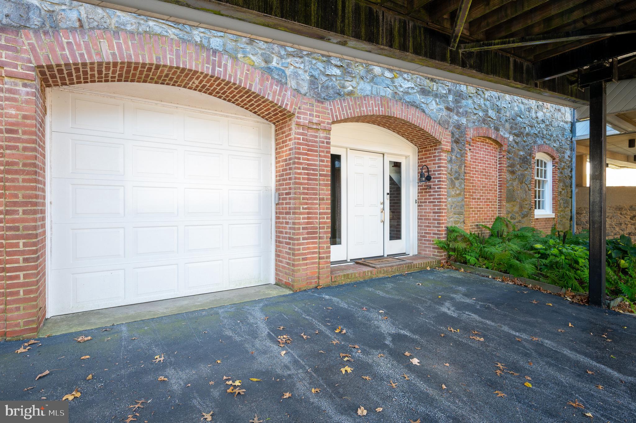 24 S ROCKLAND FALLS ROAD 24