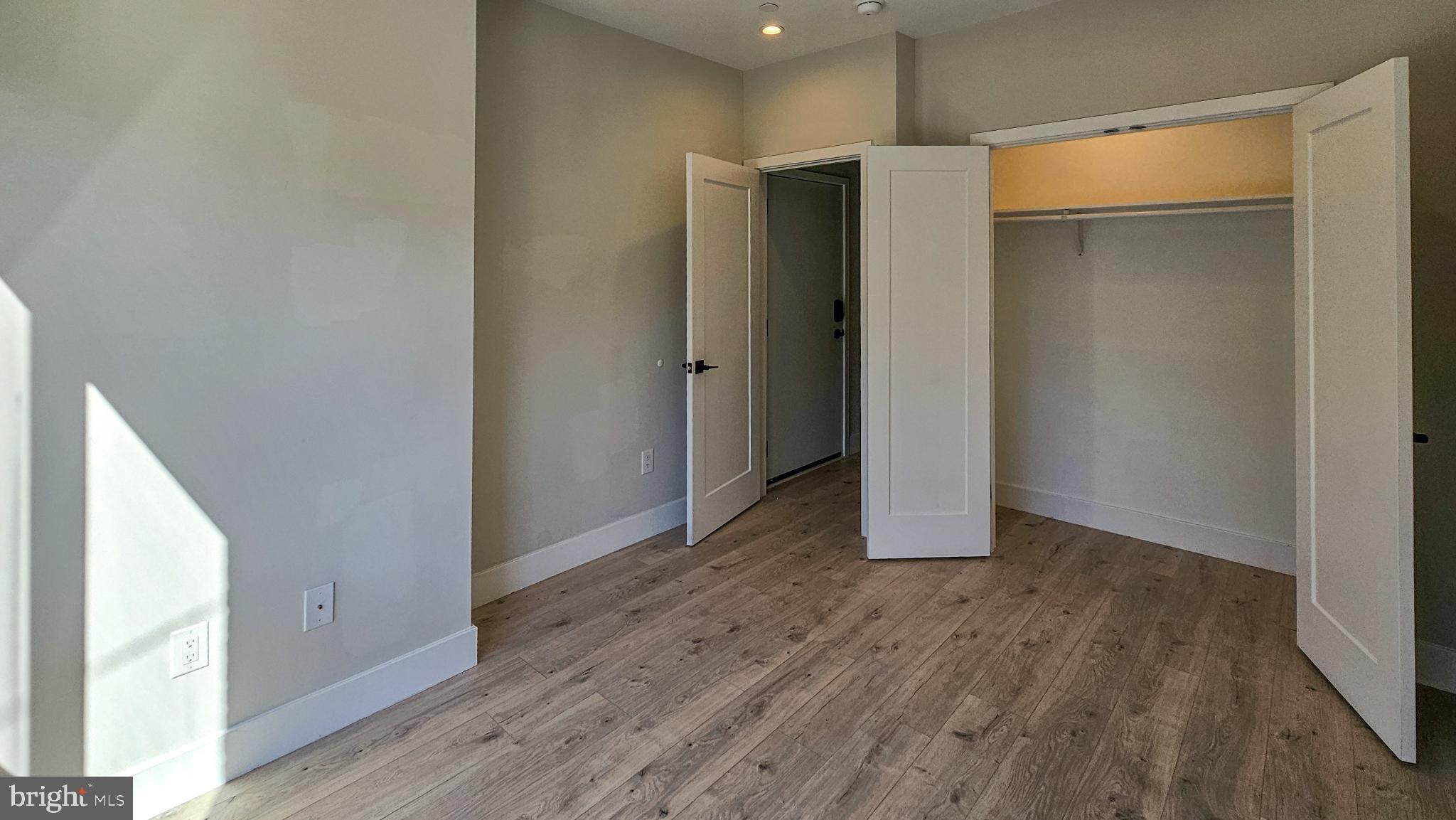 POINT BREEZE - Residential Lease