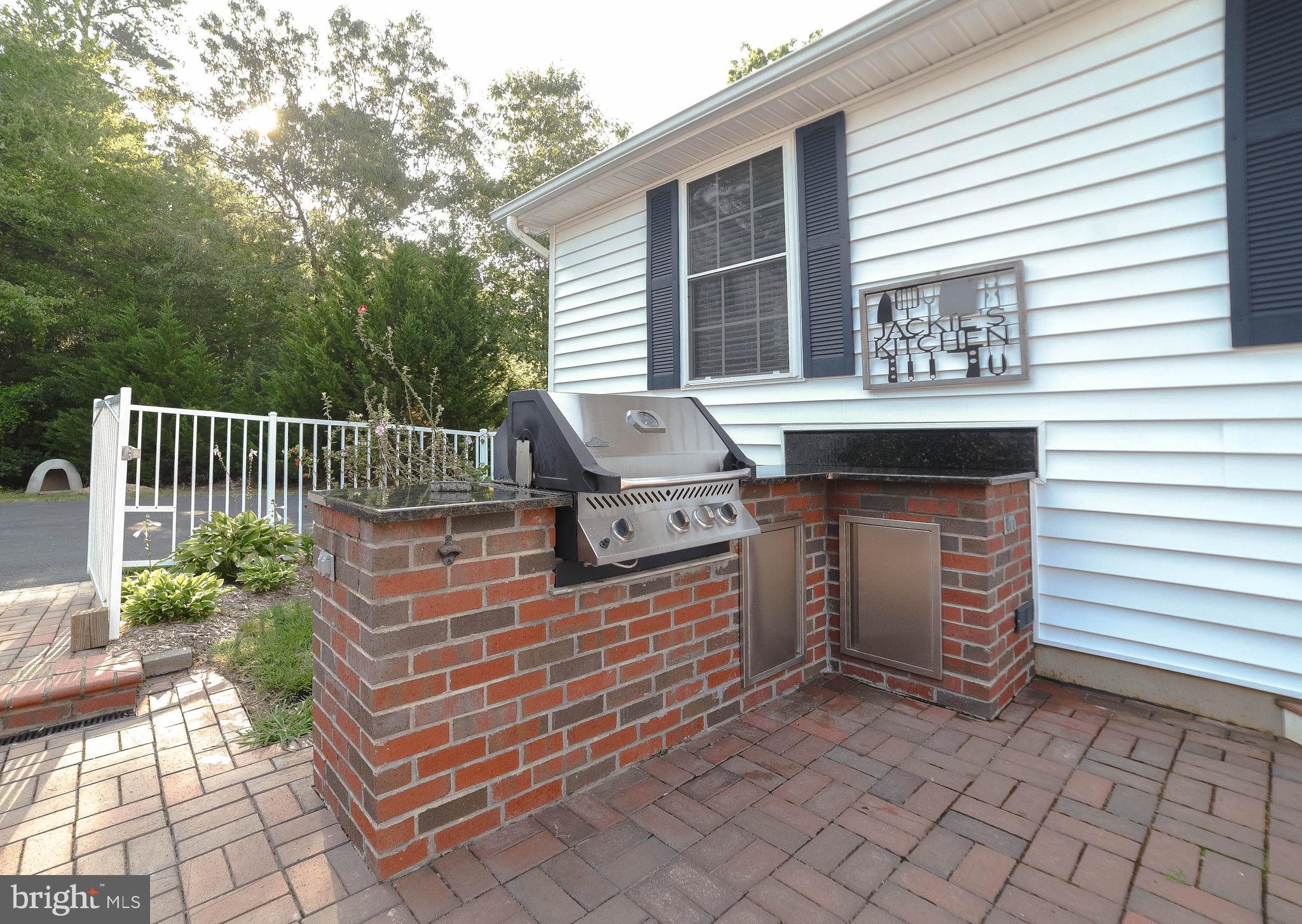 CHESTNUT RIDGE - Residential