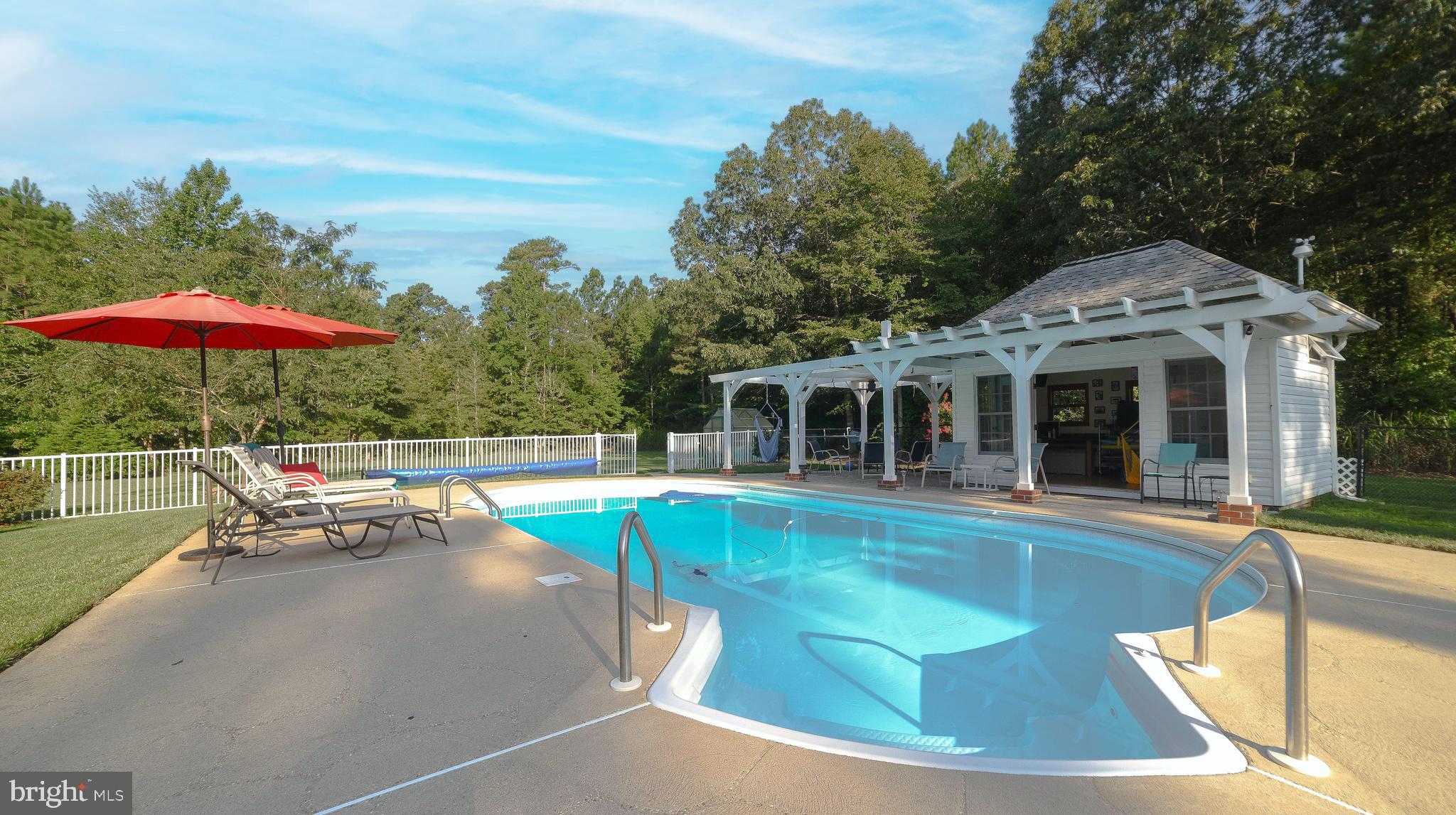 CHESTNUT RIDGE - Residential