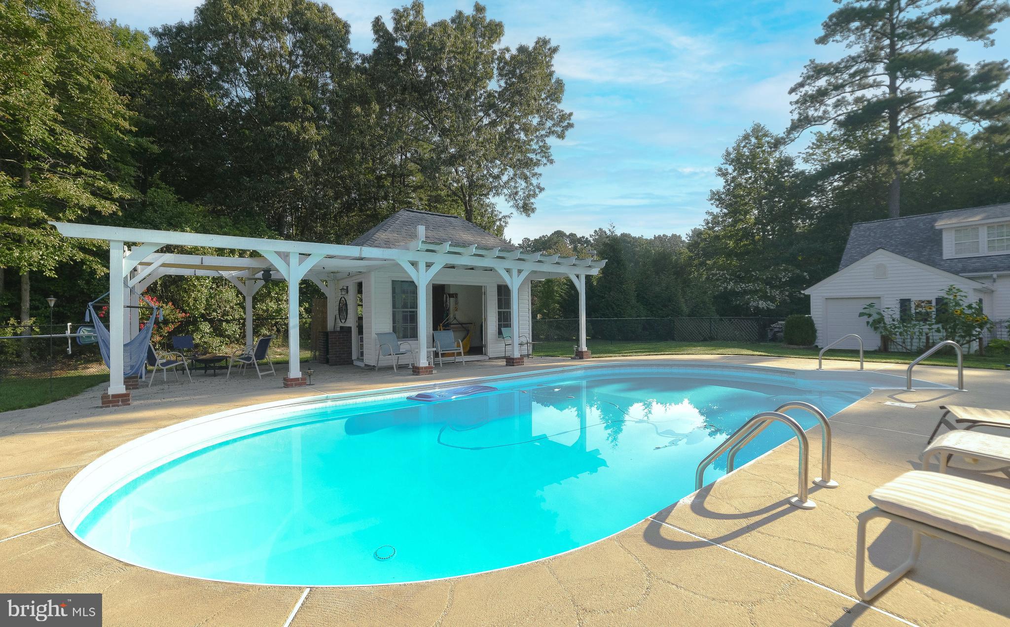 CHESTNUT RIDGE - Residential