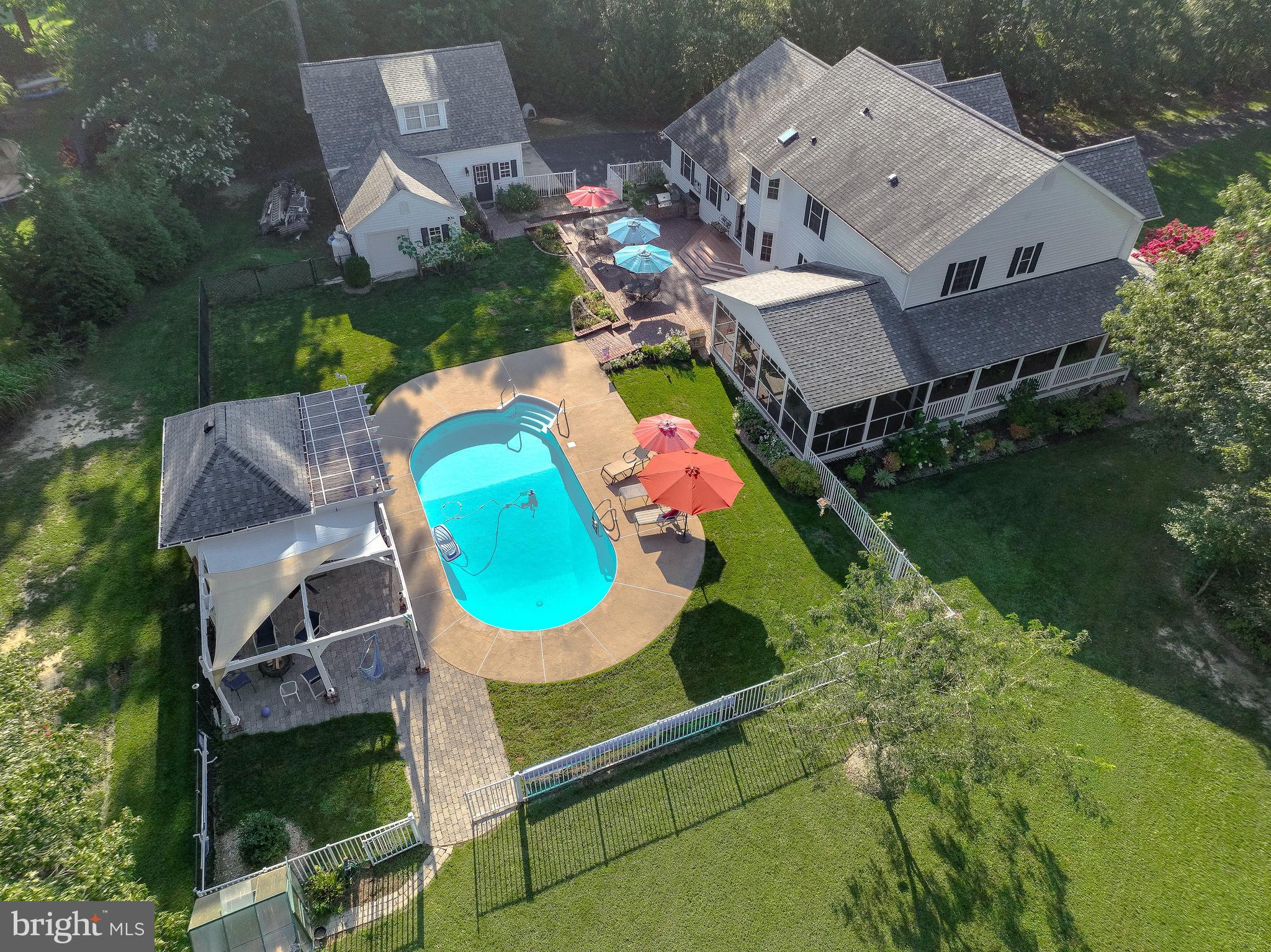 CHESTNUT RIDGE - Residential