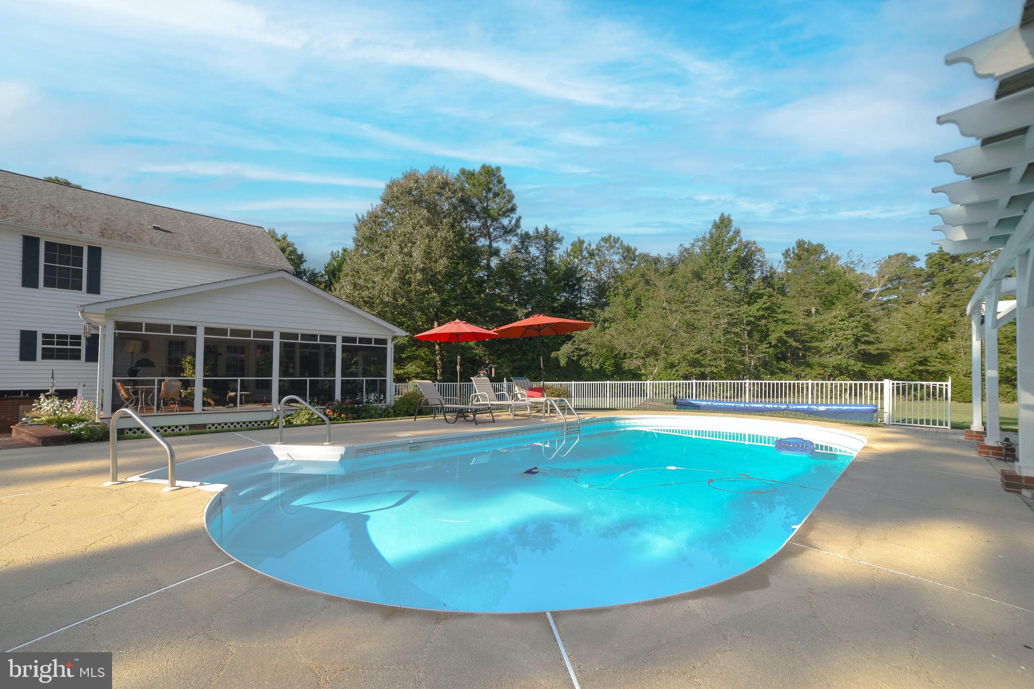 CHESTNUT RIDGE - Residential