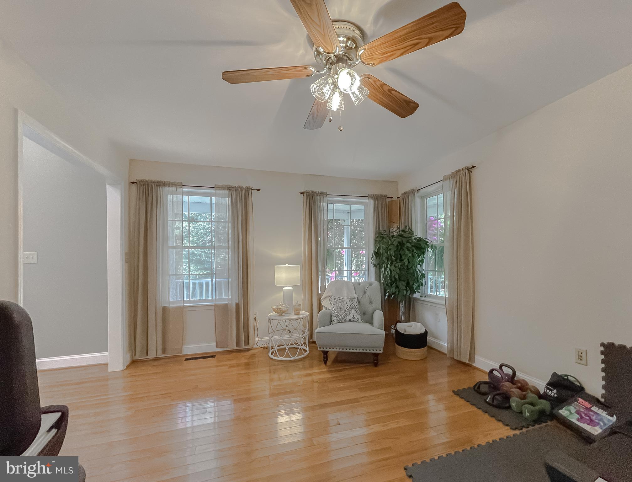 CHESTNUT RIDGE - Residential