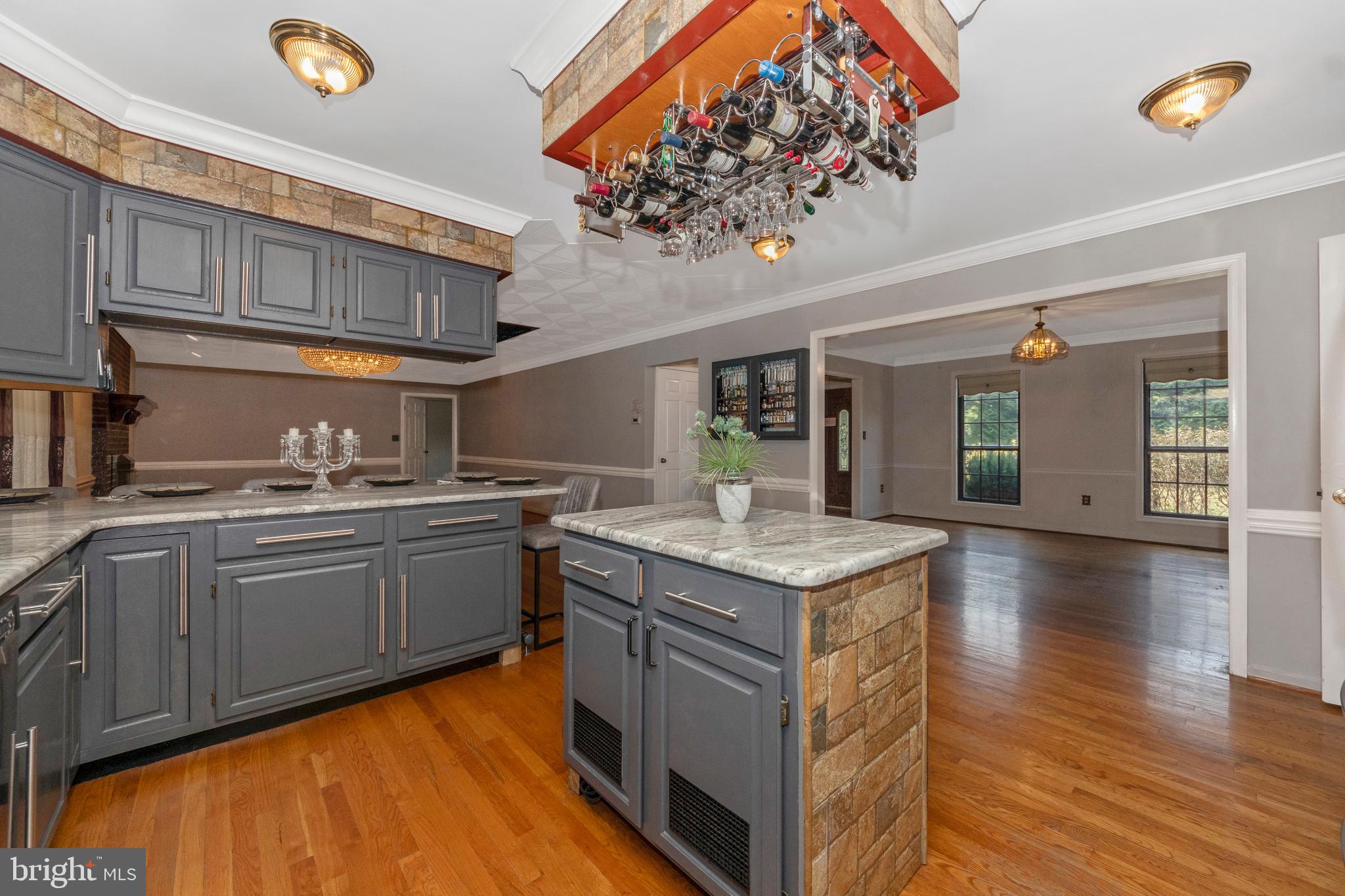 COLESVILLE OUTSIDE - Residential