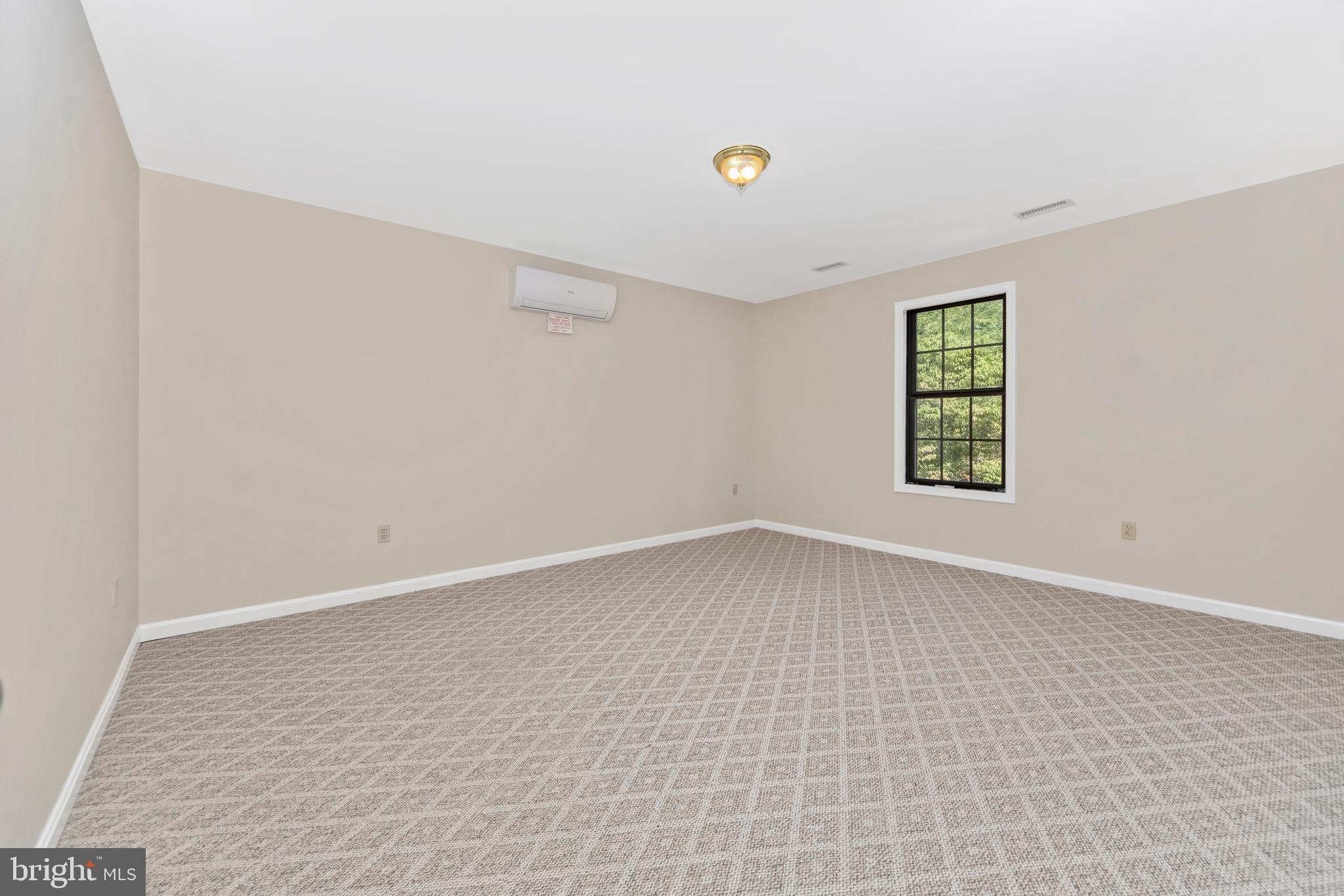 COLESVILLE OUTSIDE - Residential