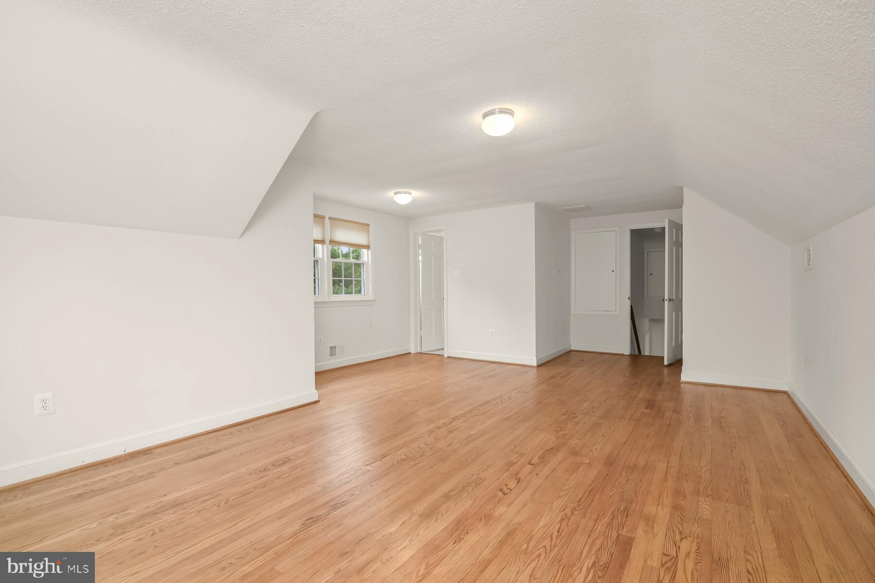 SPRINGFIELD - Residential