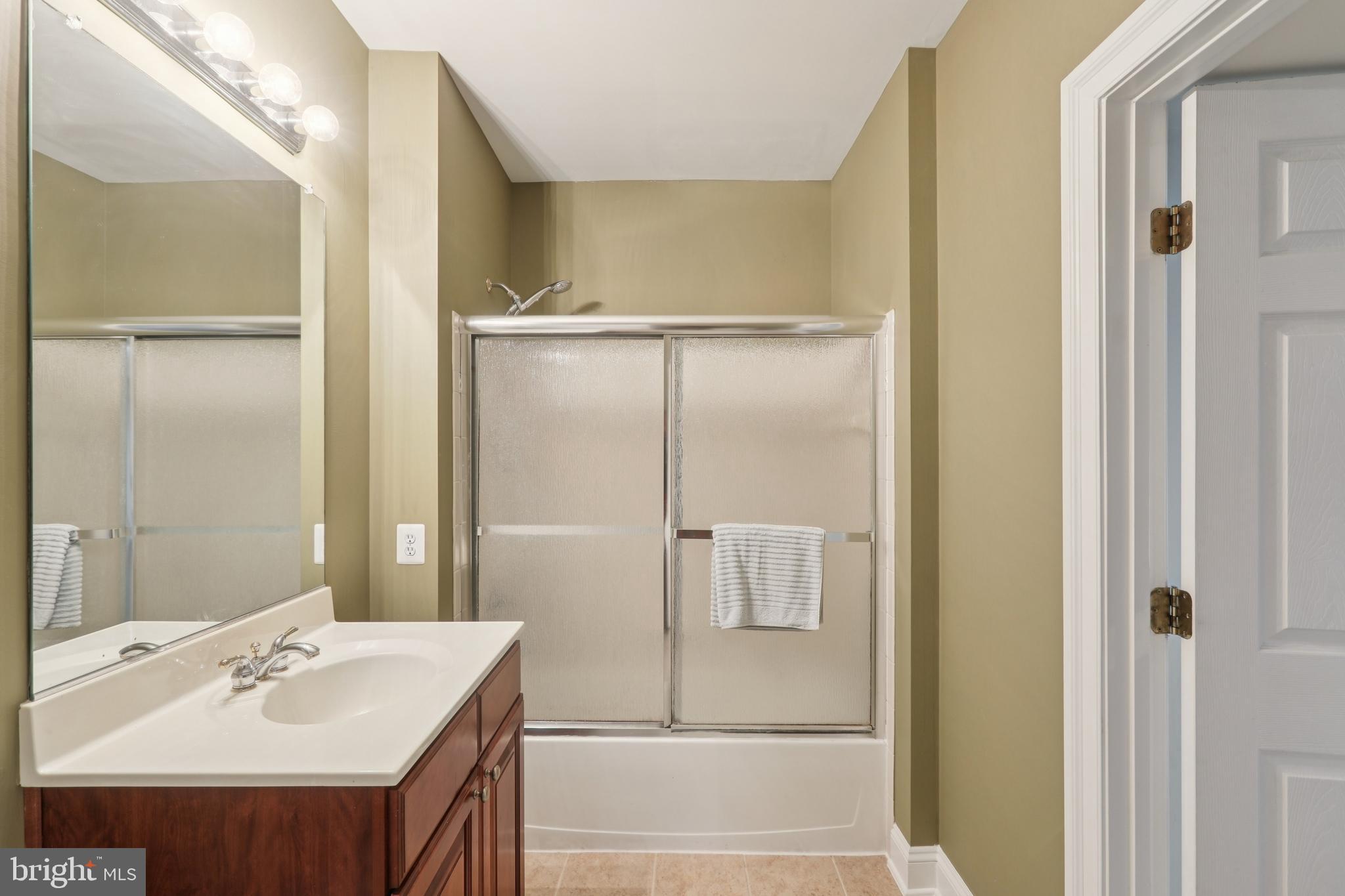 CEDAR CREST - Residential