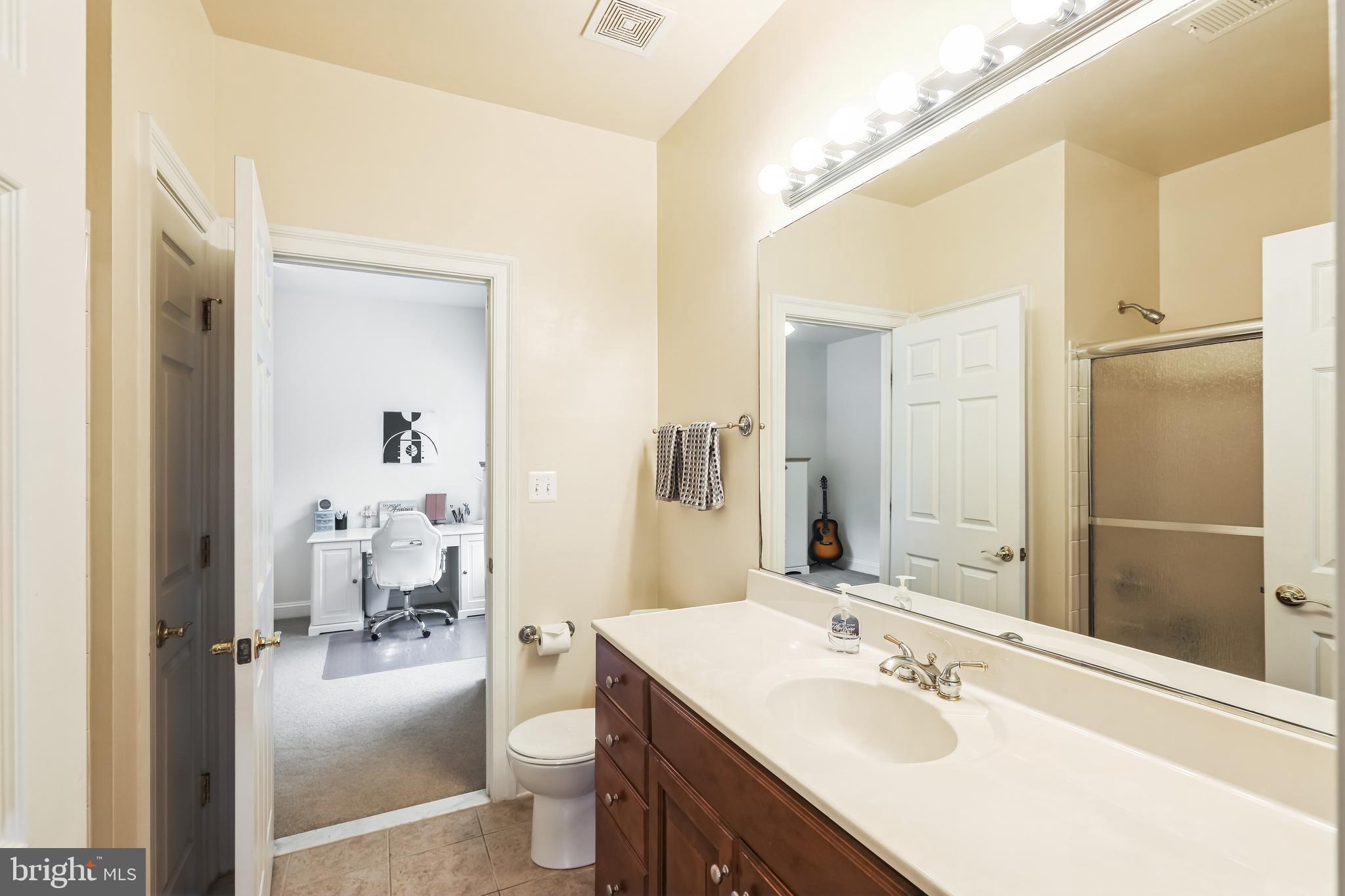 CEDAR CREST - Residential