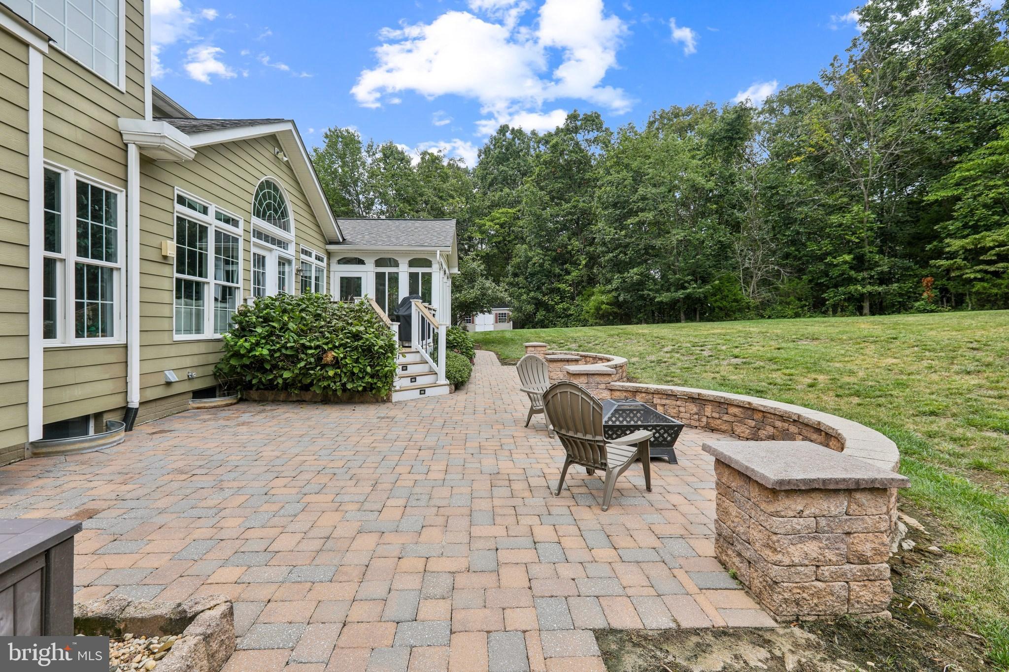 CEDAR CREST - Residential