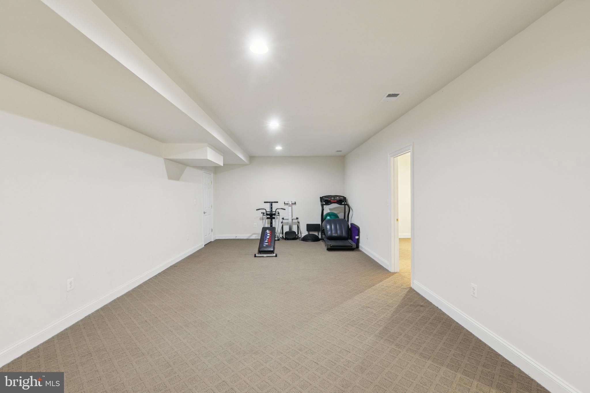 CEDAR CREST - Residential