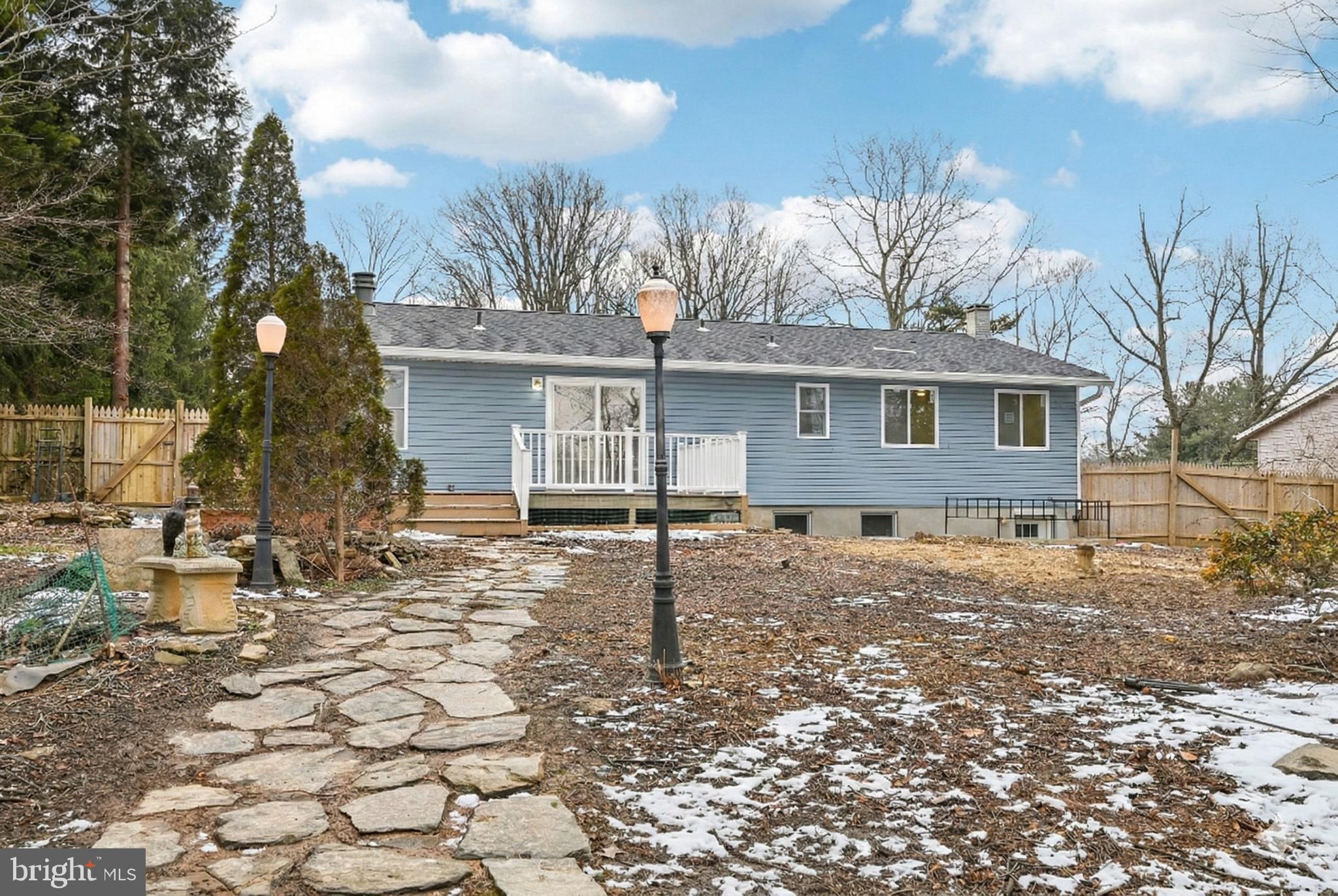 CARROLL SQUARE - Residential