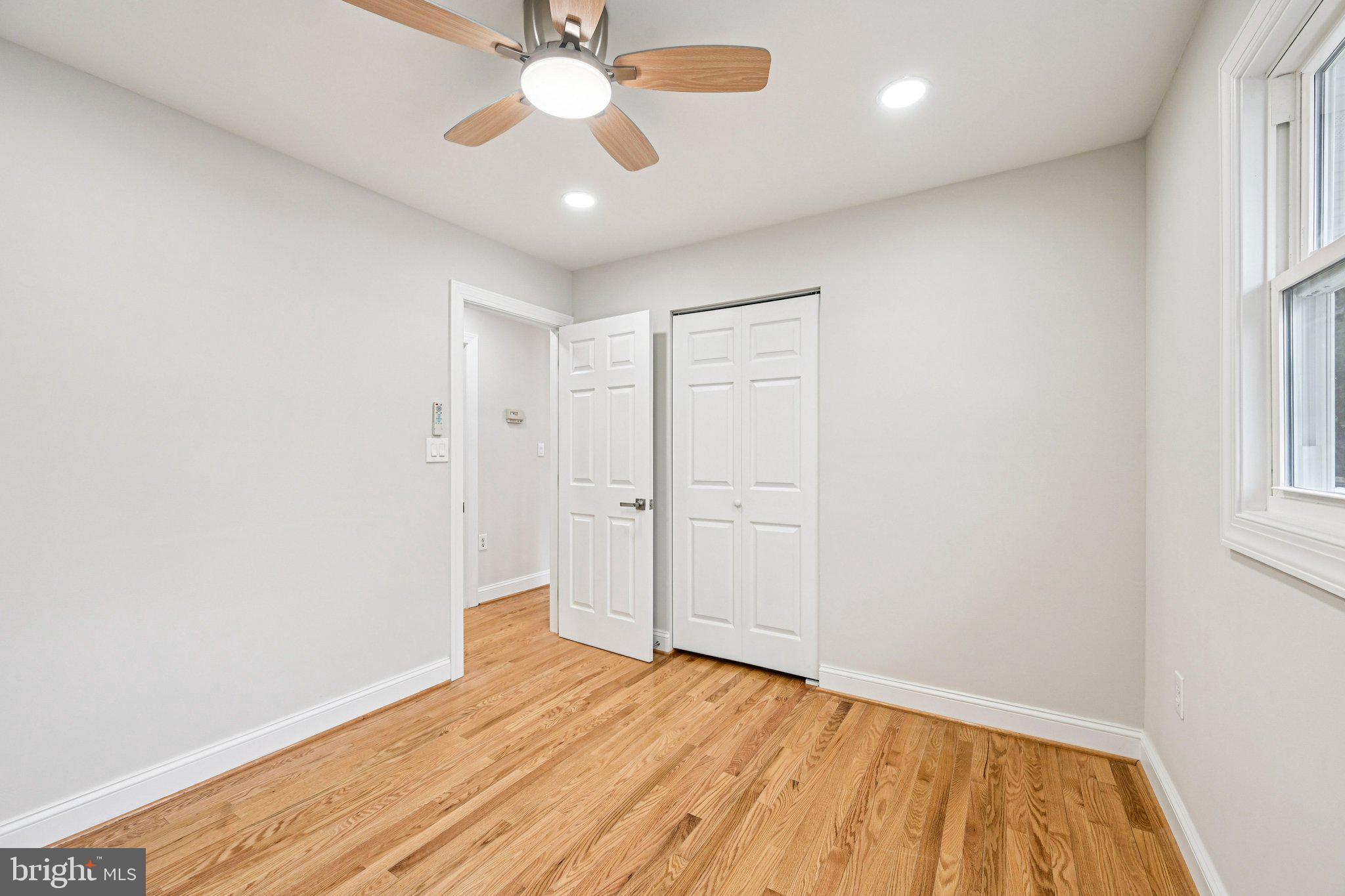 CARROLL SQUARE - Residential