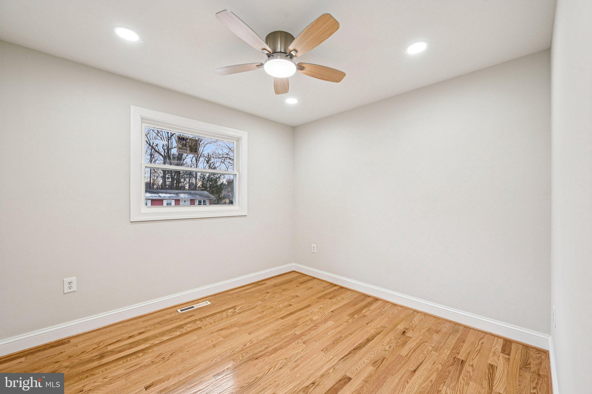 CARROLL SQUARE - Residential