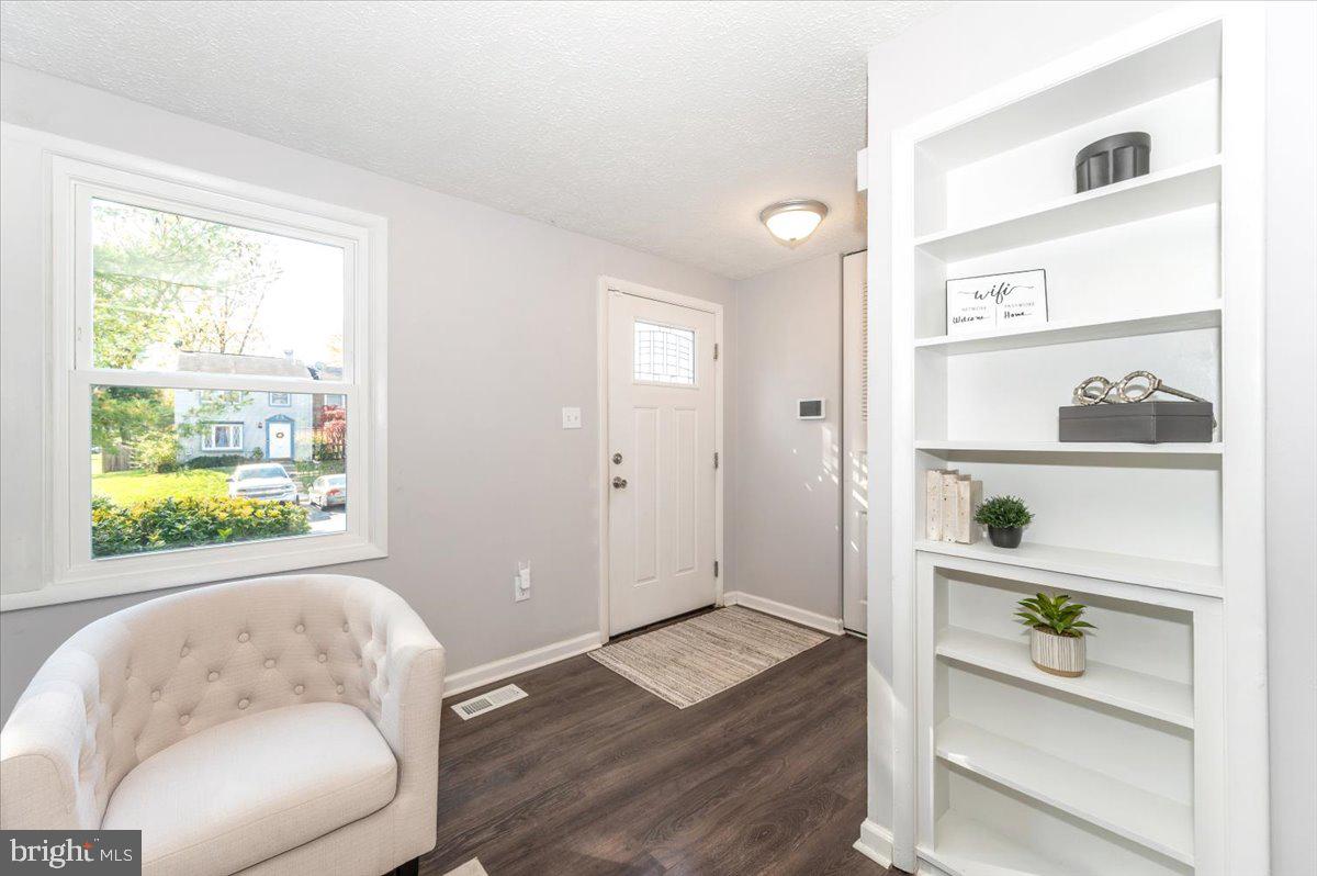 AMBER MEADOWS - Residential