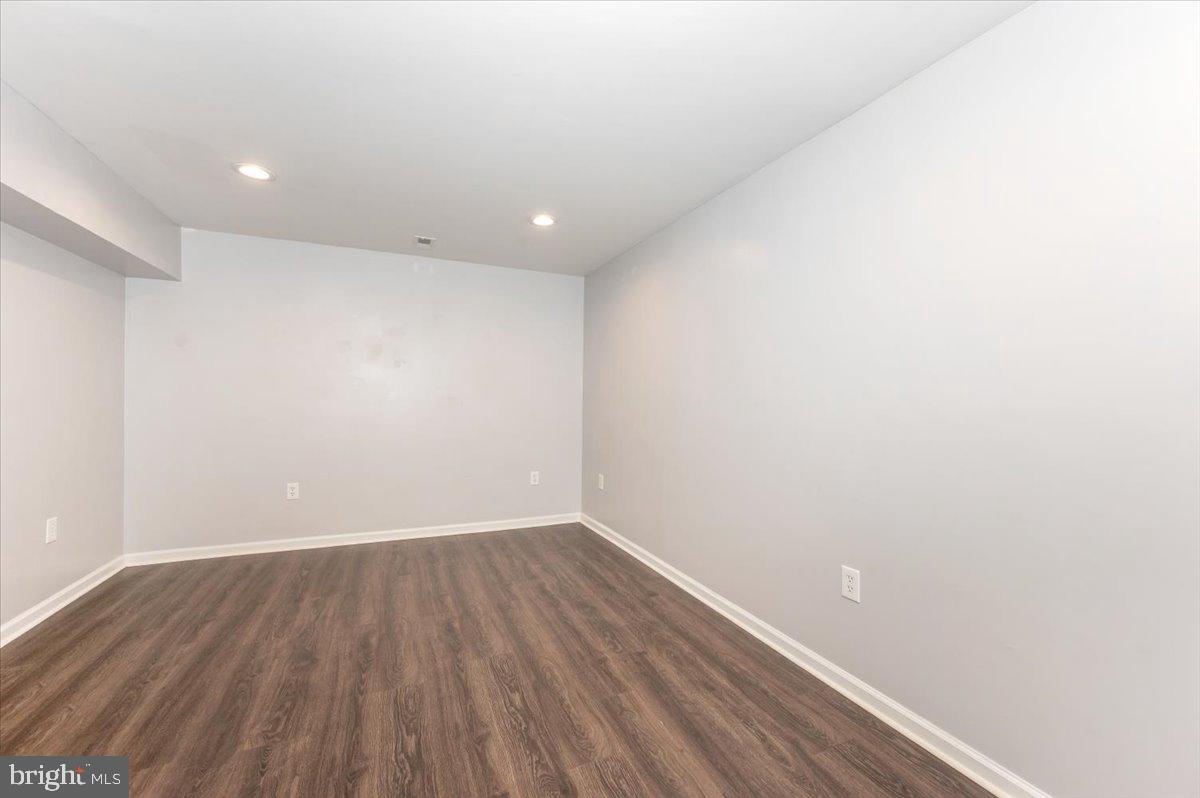 AMBER MEADOWS - Residential