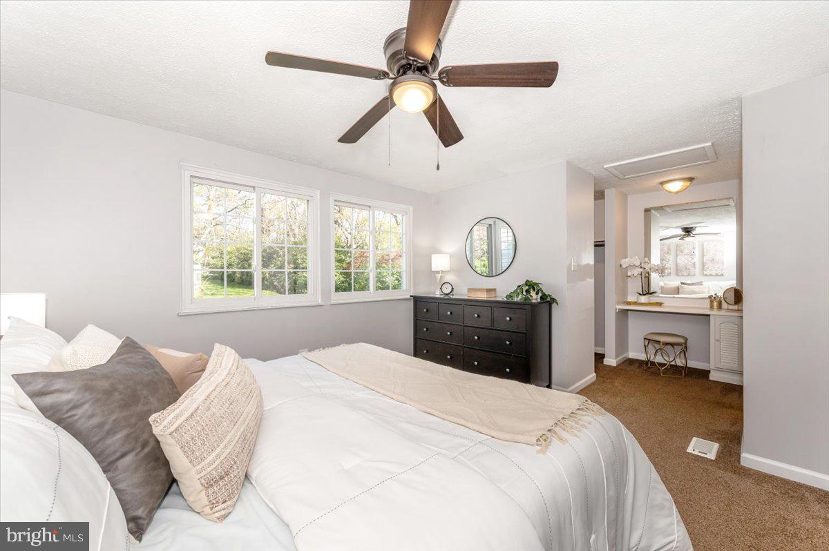 AMBER MEADOWS - Residential