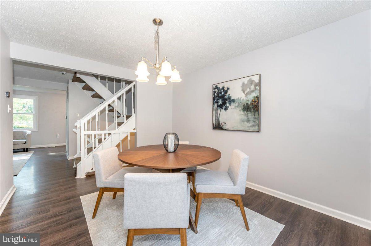 AMBER MEADOWS - Residential